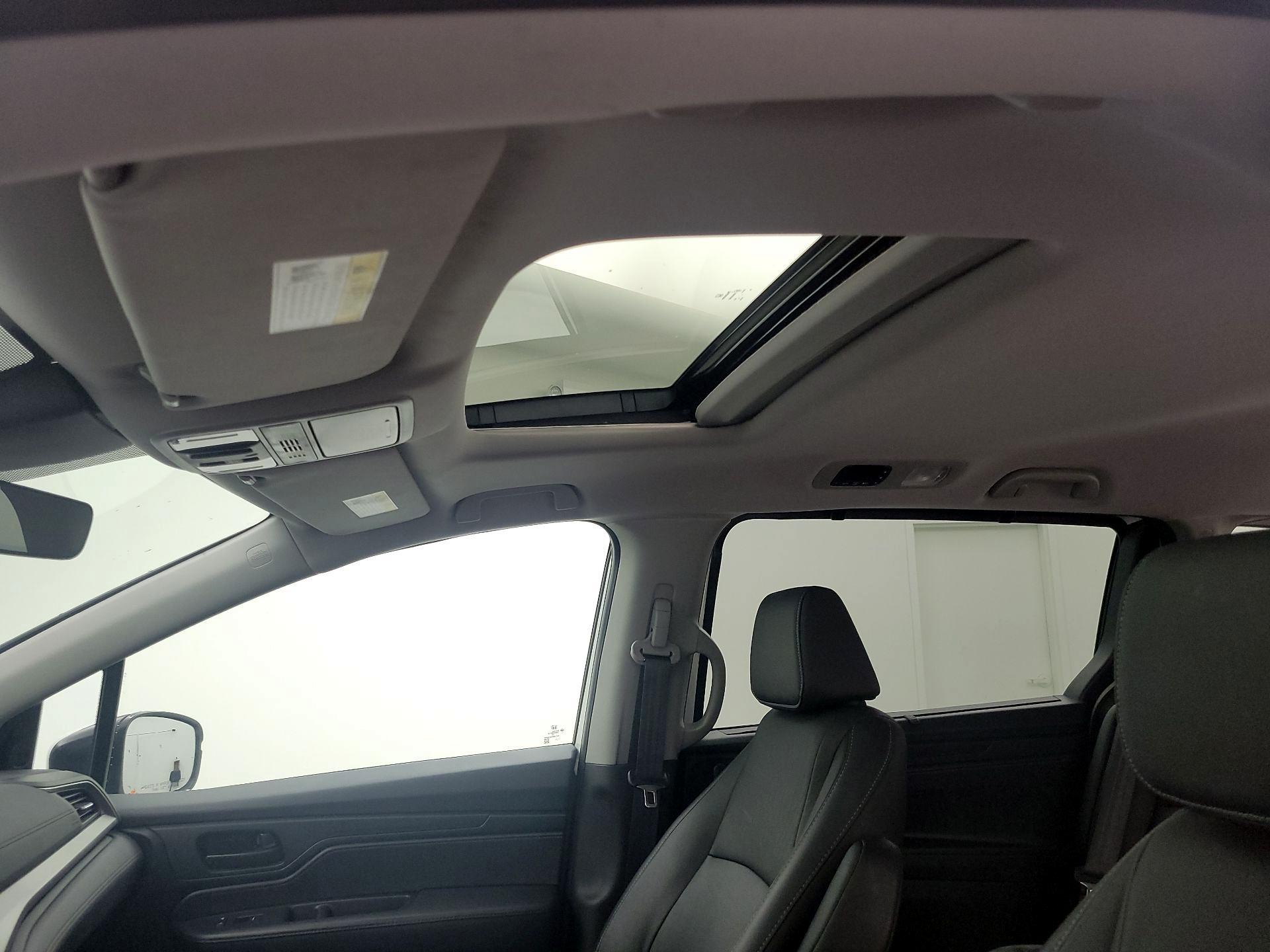 Thumbnail: 2021 Honda Odyssey - 19