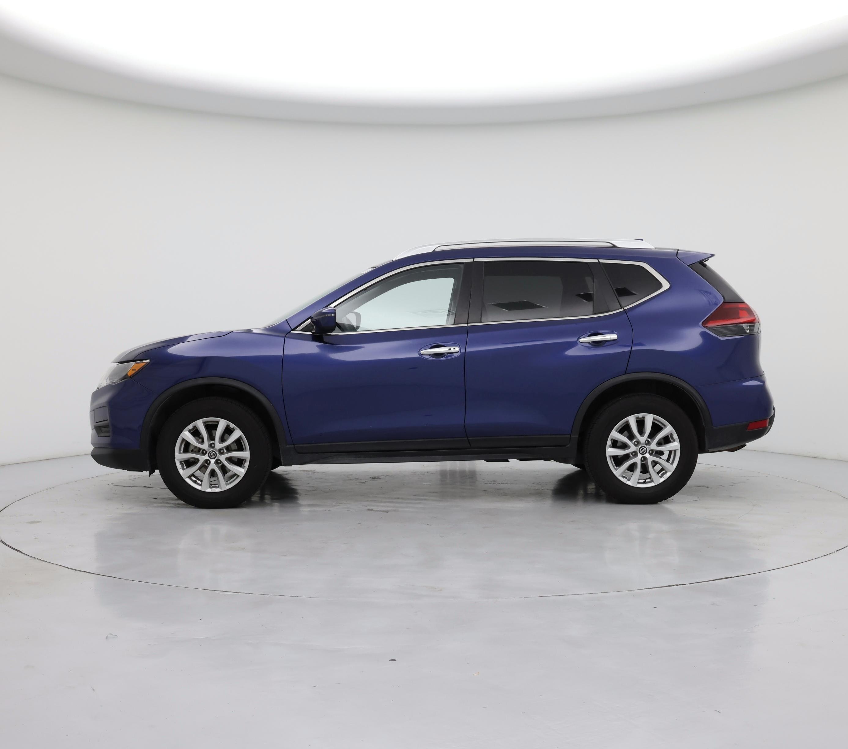 Thumbnail: 2020 Nissan Rogue - 3