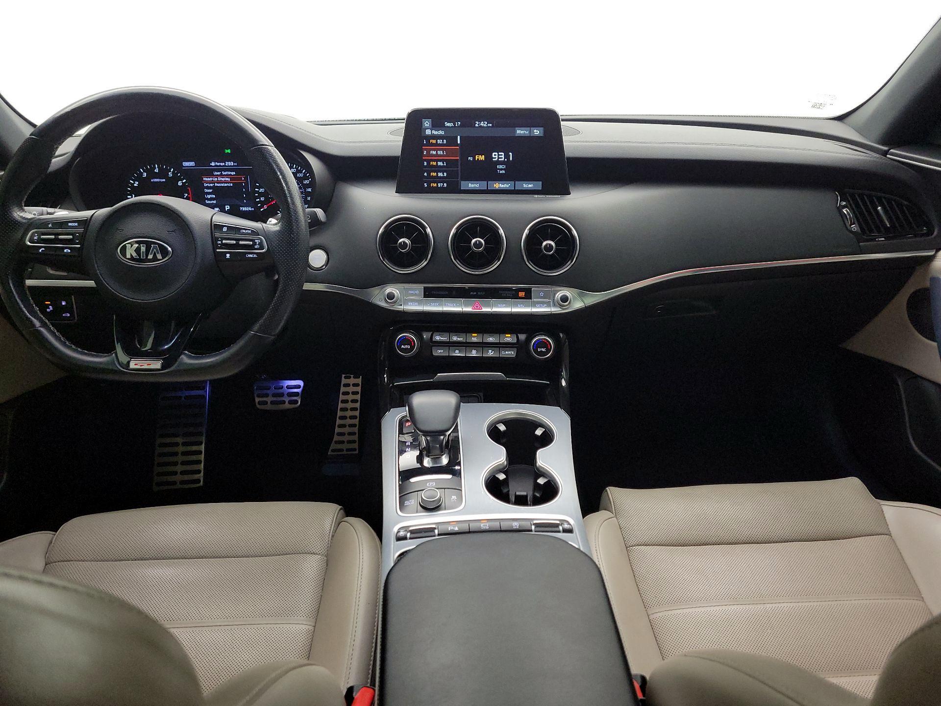 Thumbnail: 2019 Kia Stinger - 9