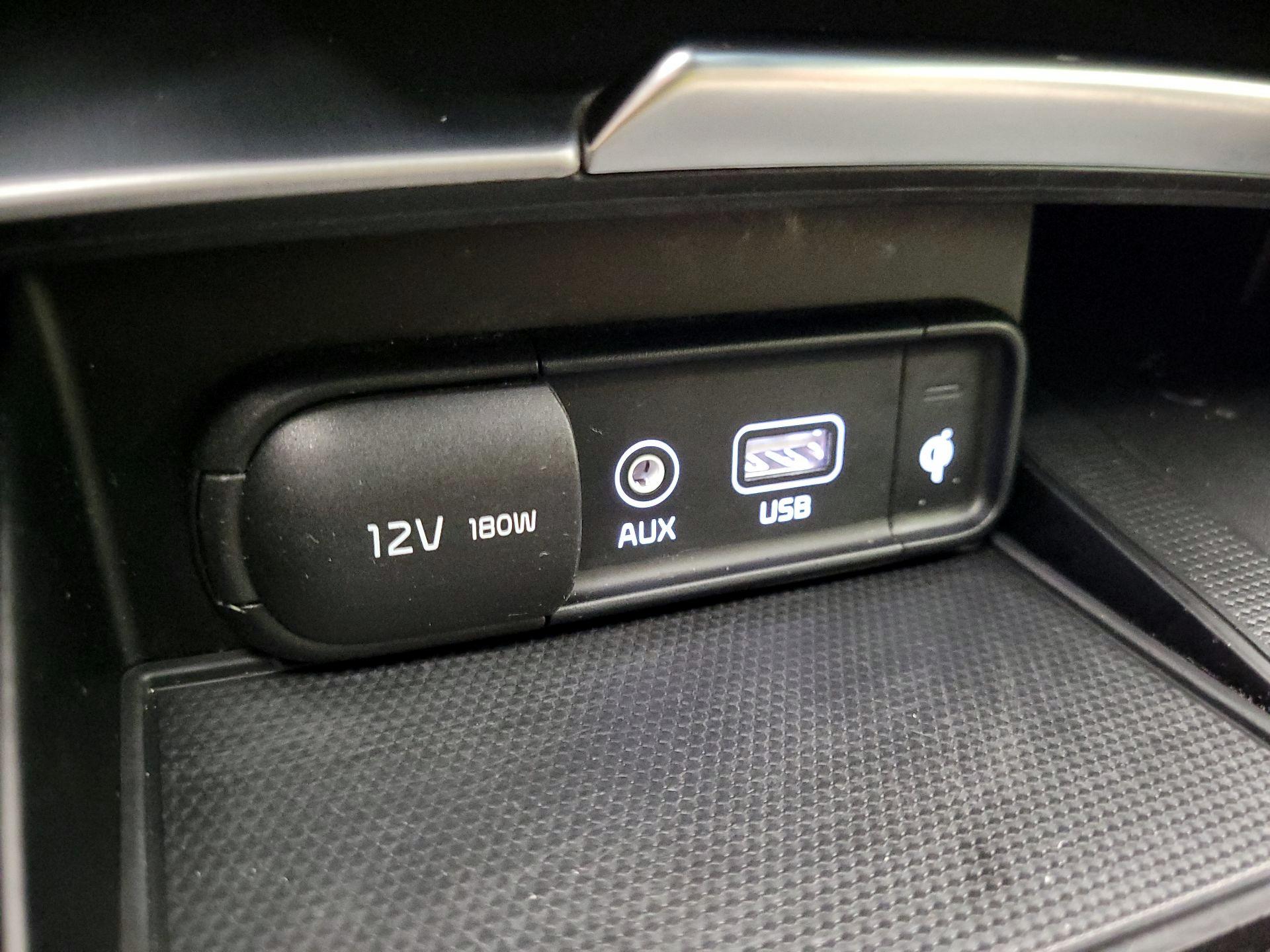 Thumbnail: 2019 Kia Stinger - 19