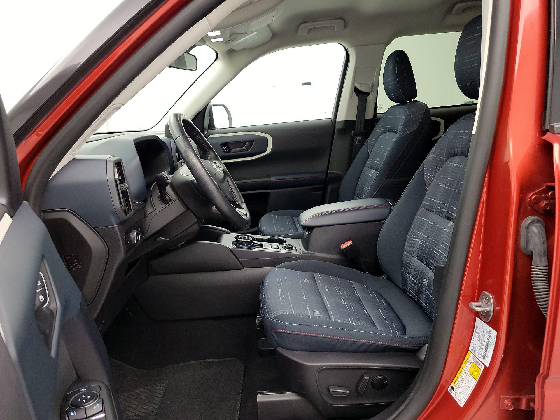 Thumbnail: 2023 Ford Bronco Sport - 11