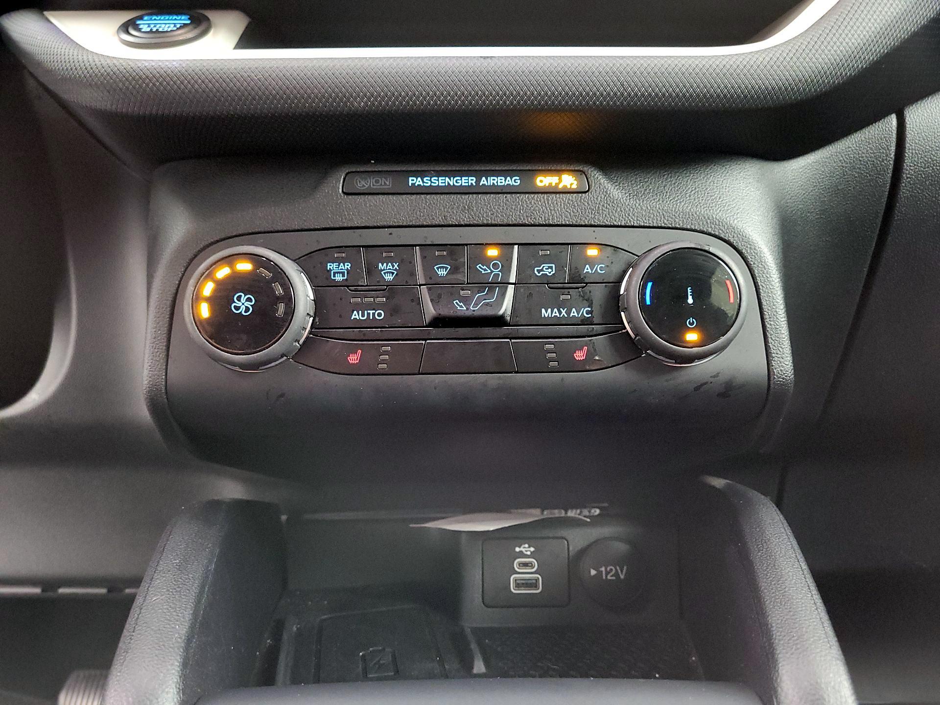 Thumbnail: 2023 Ford Bronco Sport - 16