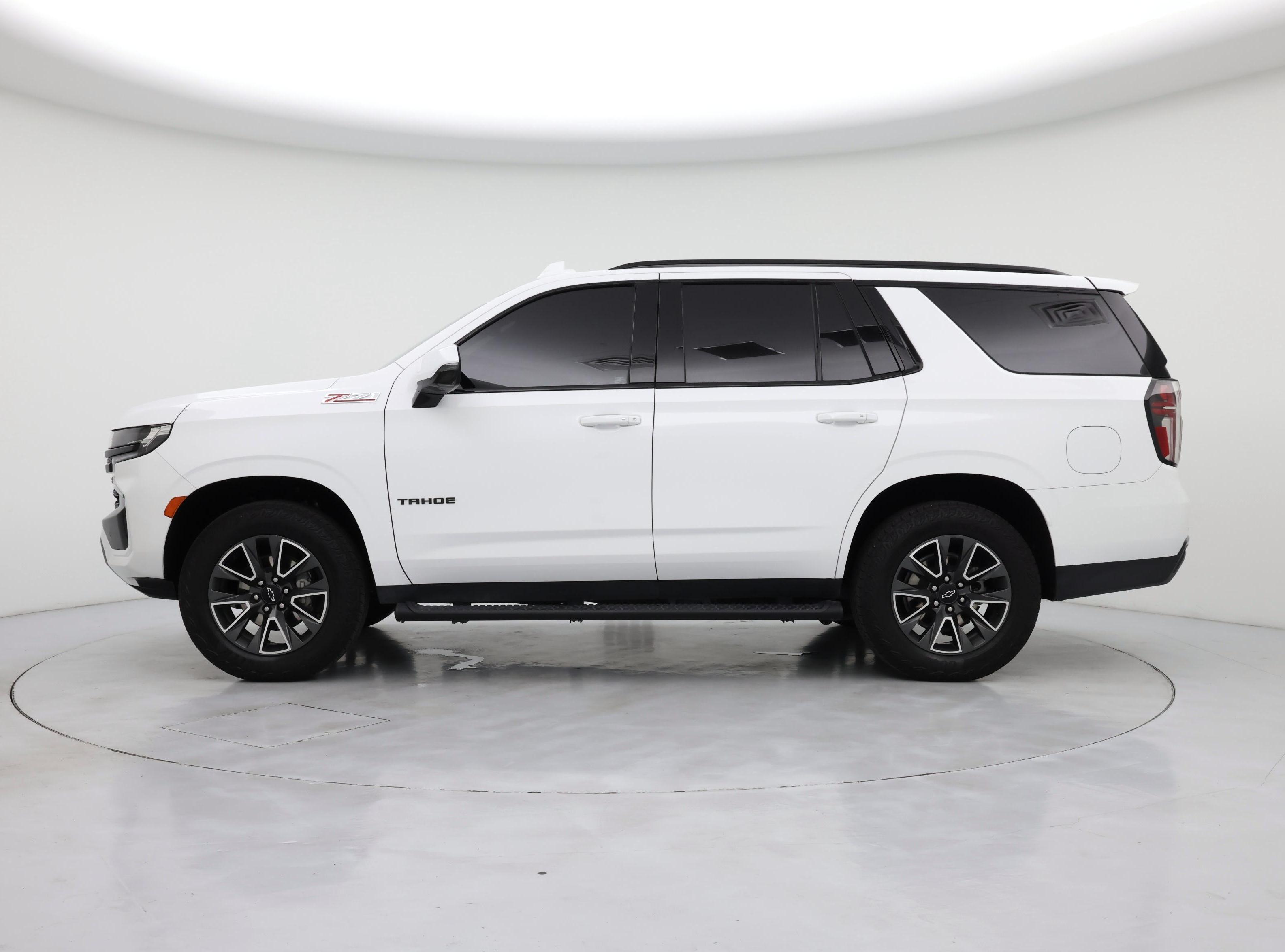 Thumbnail: 2023 Chevrolet Tahoe - 3