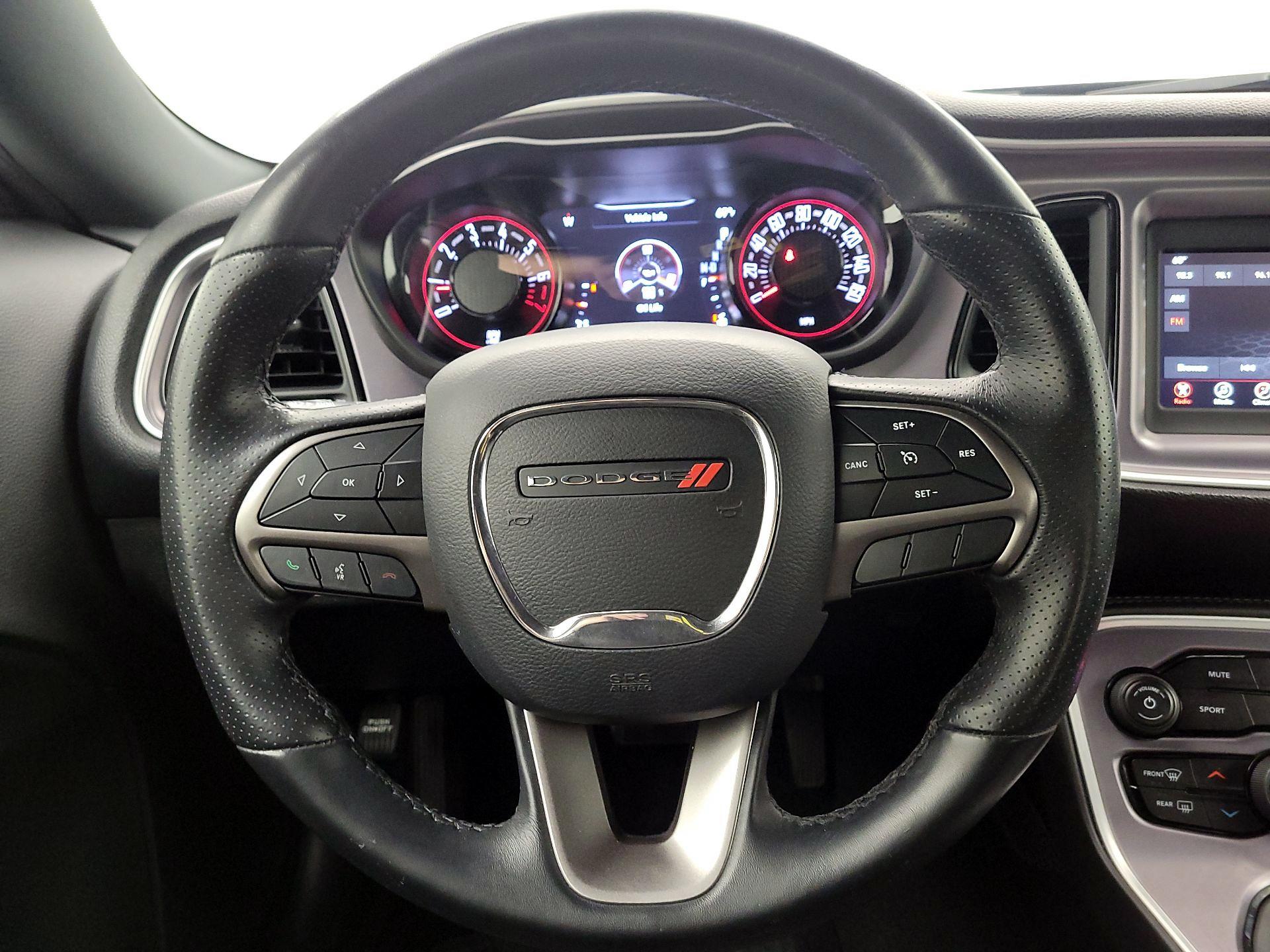 Thumbnail: 2019 Dodge Challenger - 10