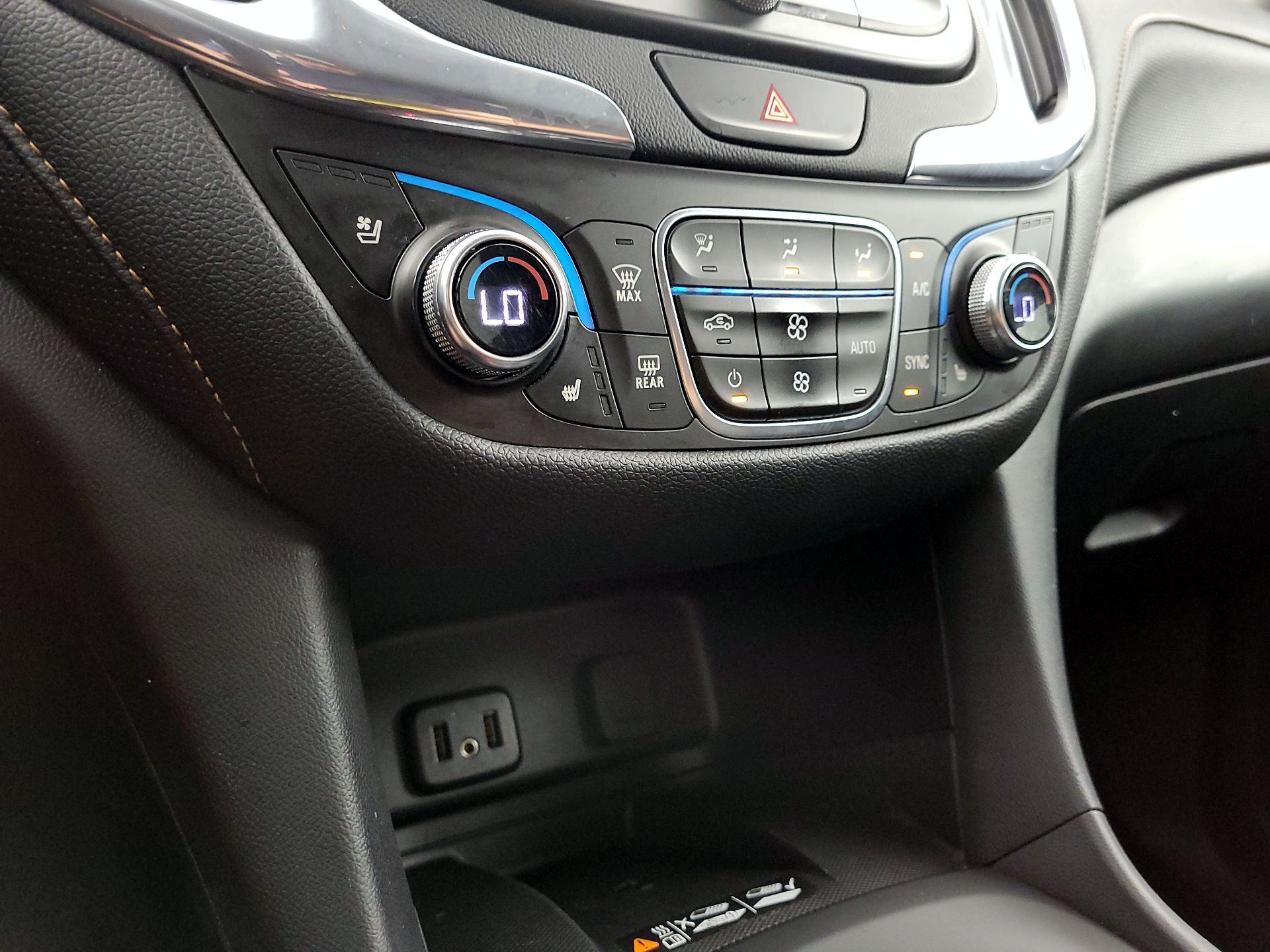 Thumbnail: 2018 Chevrolet Equinox - 16