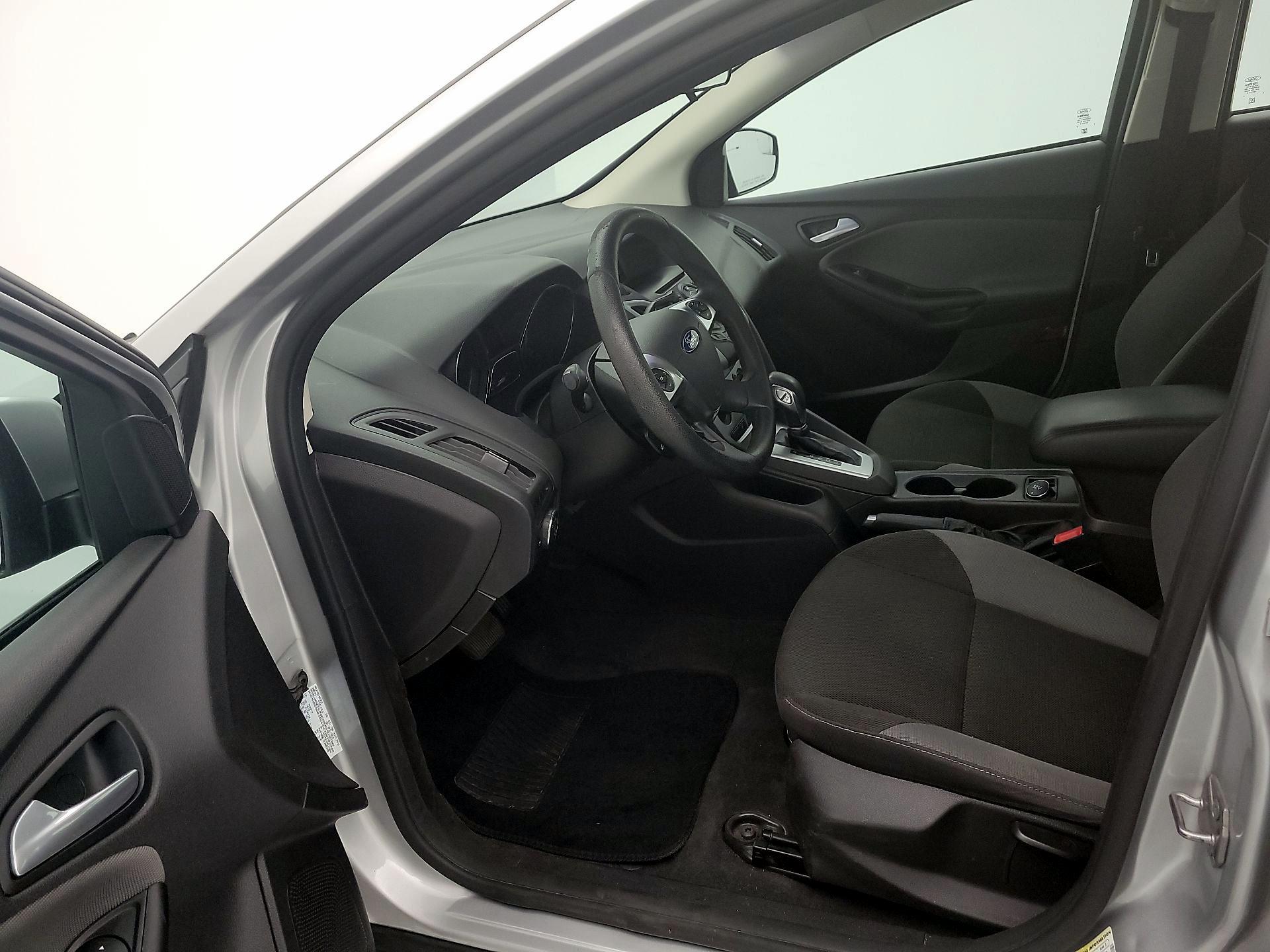 Thumbnail: 2014 Ford Focus - 11