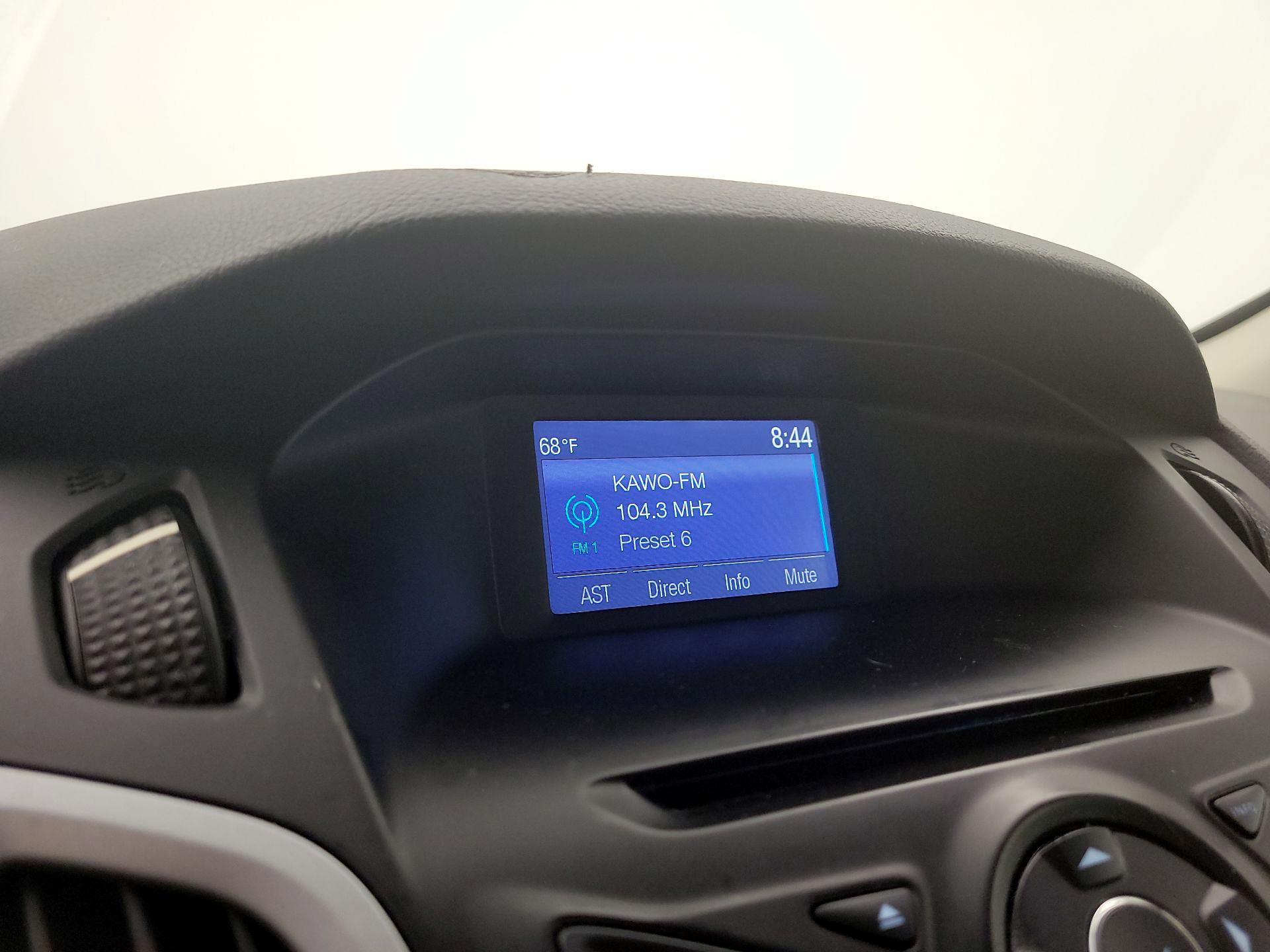 Thumbnail: 2014 Ford Focus - 15