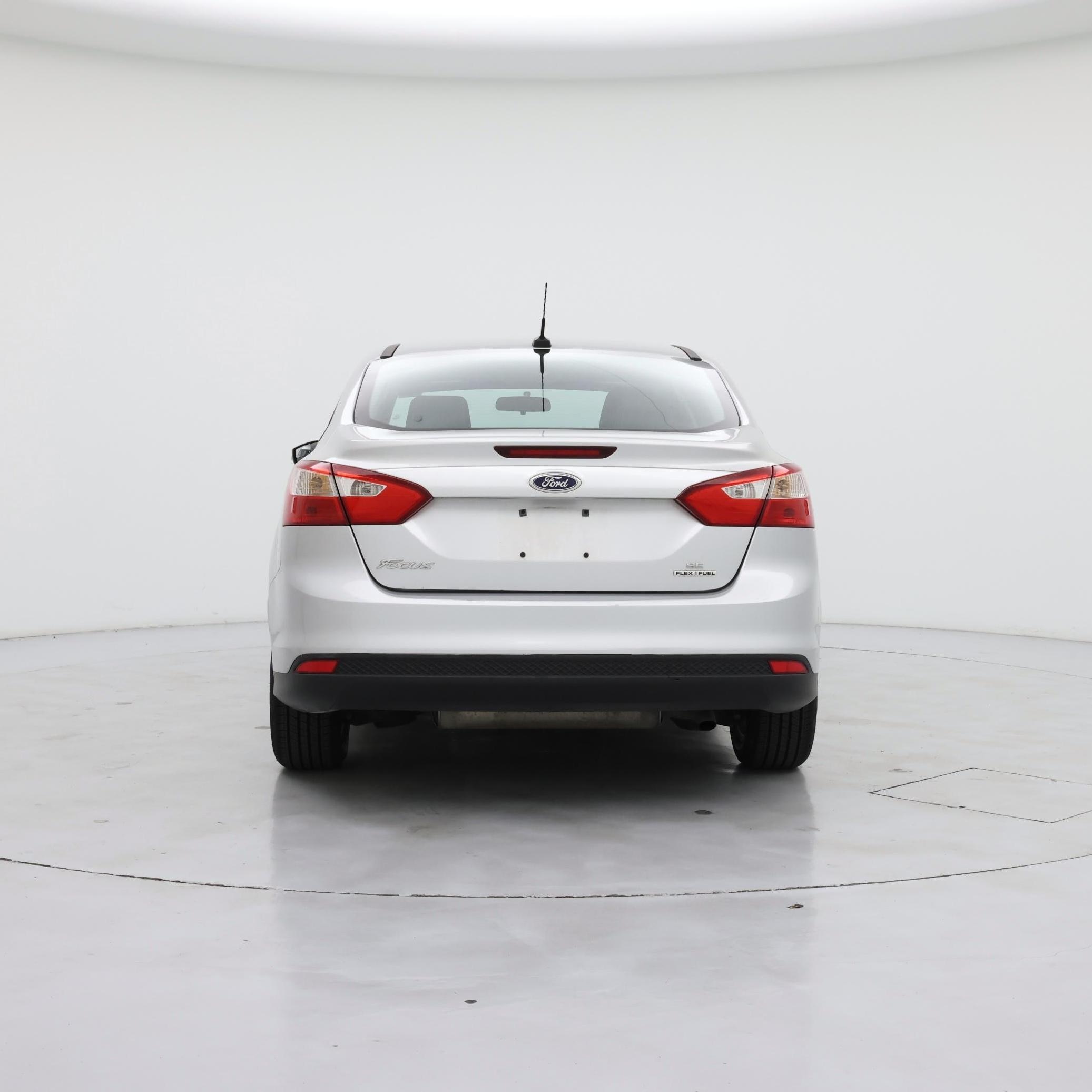 Thumbnail: 2014 Ford Focus - 6