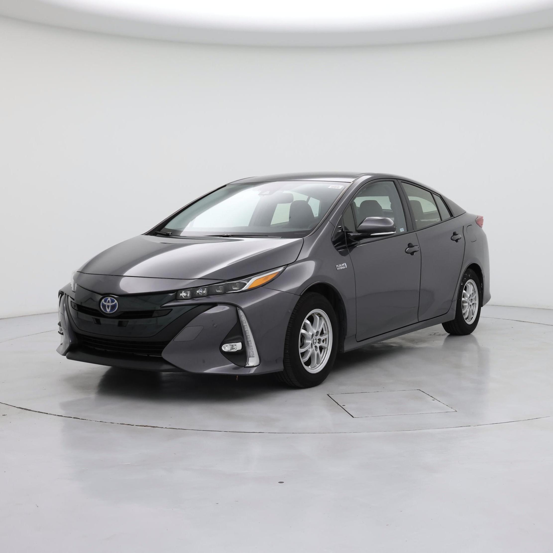 Thumbnail: 2018 Toyota Prius Prime - 4