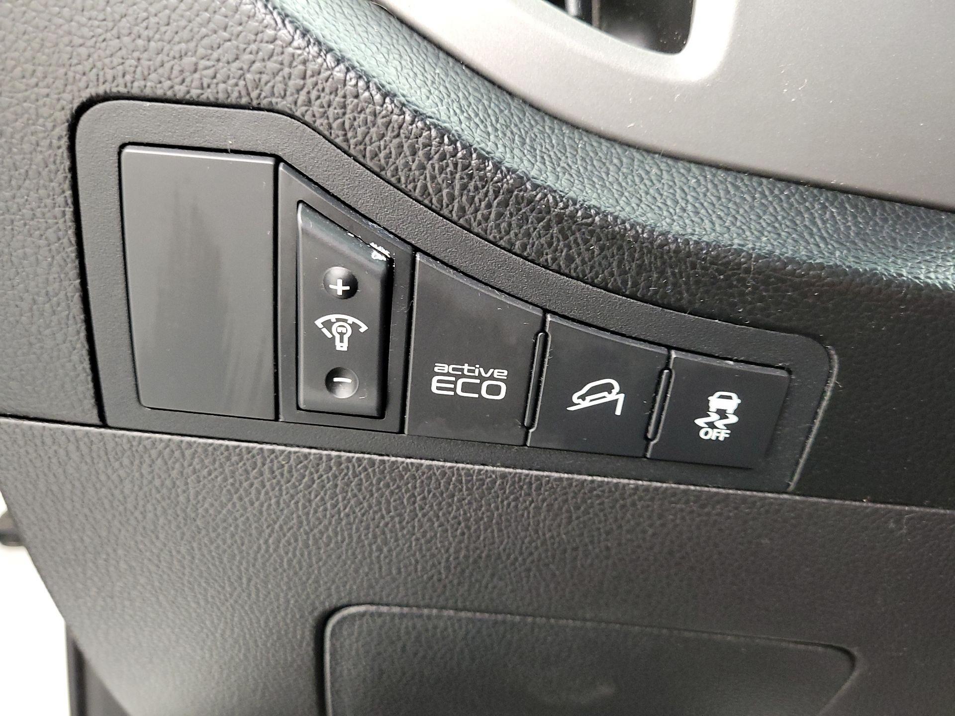 Thumbnail: 2015 Kia Sportage - 13