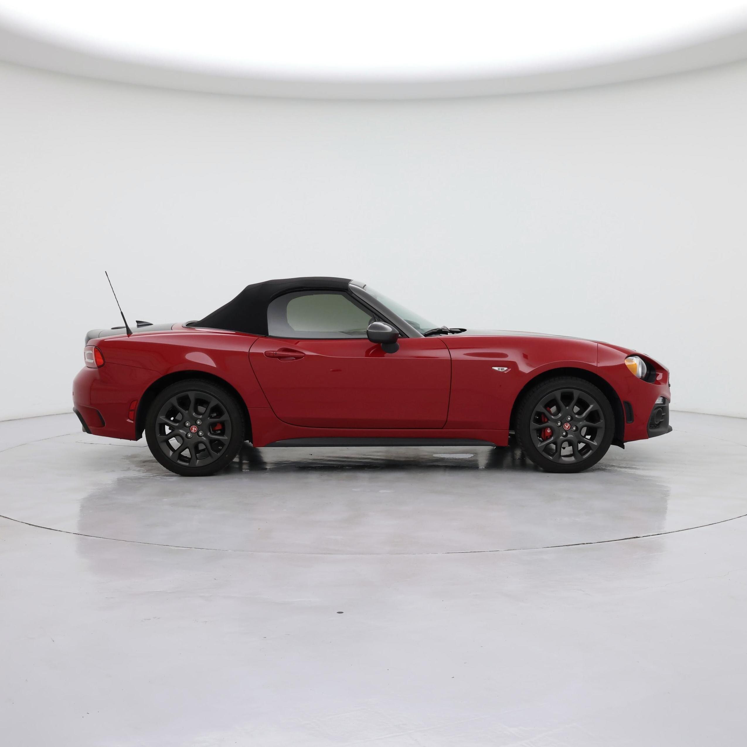 Thumbnail: 2019 Fiat 124 Spider - 7