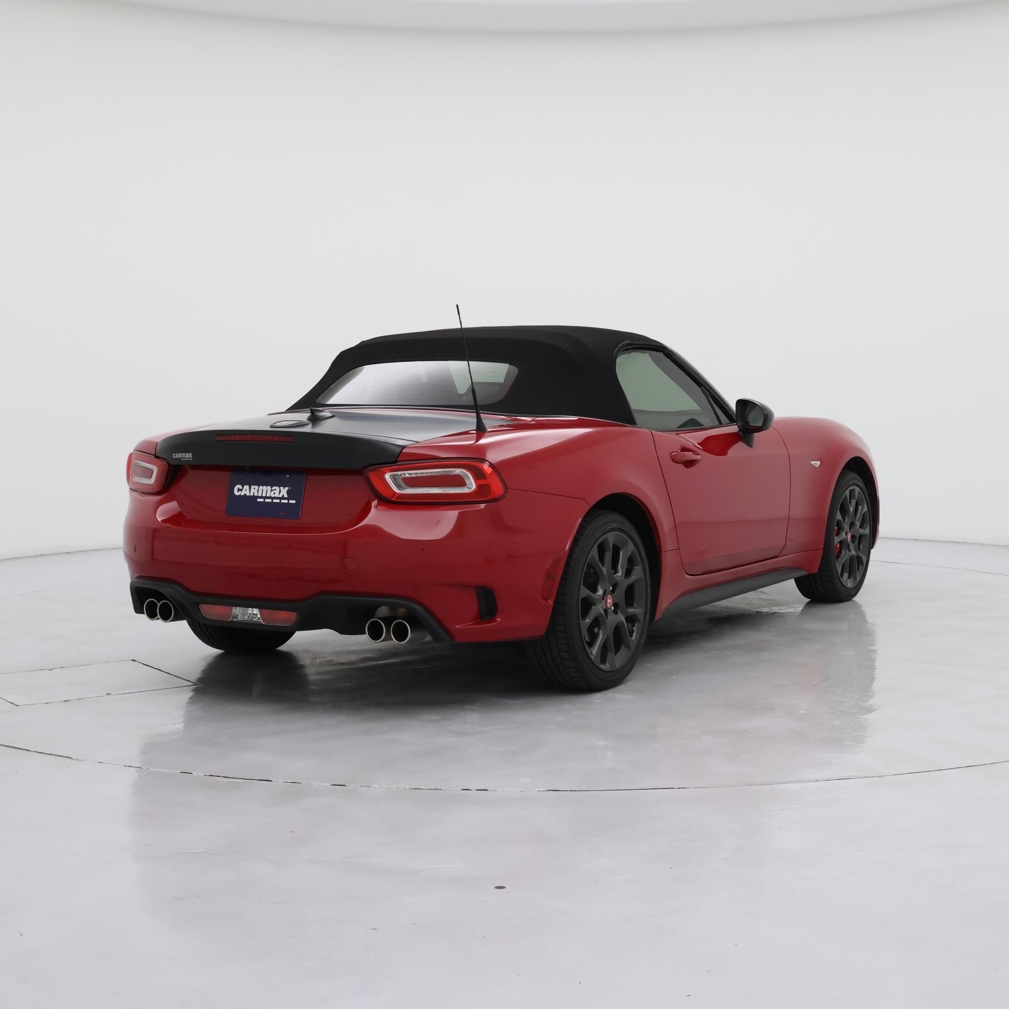 Thumbnail: 2019 Fiat 124 Spider - 8