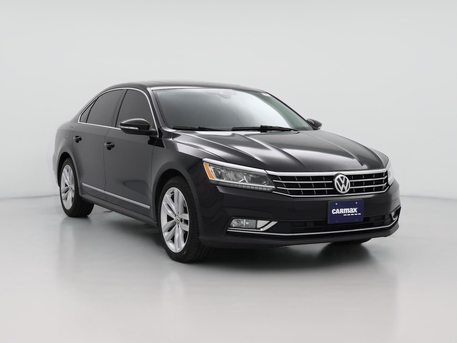 2018 Volkswagen Passat SEL Premium