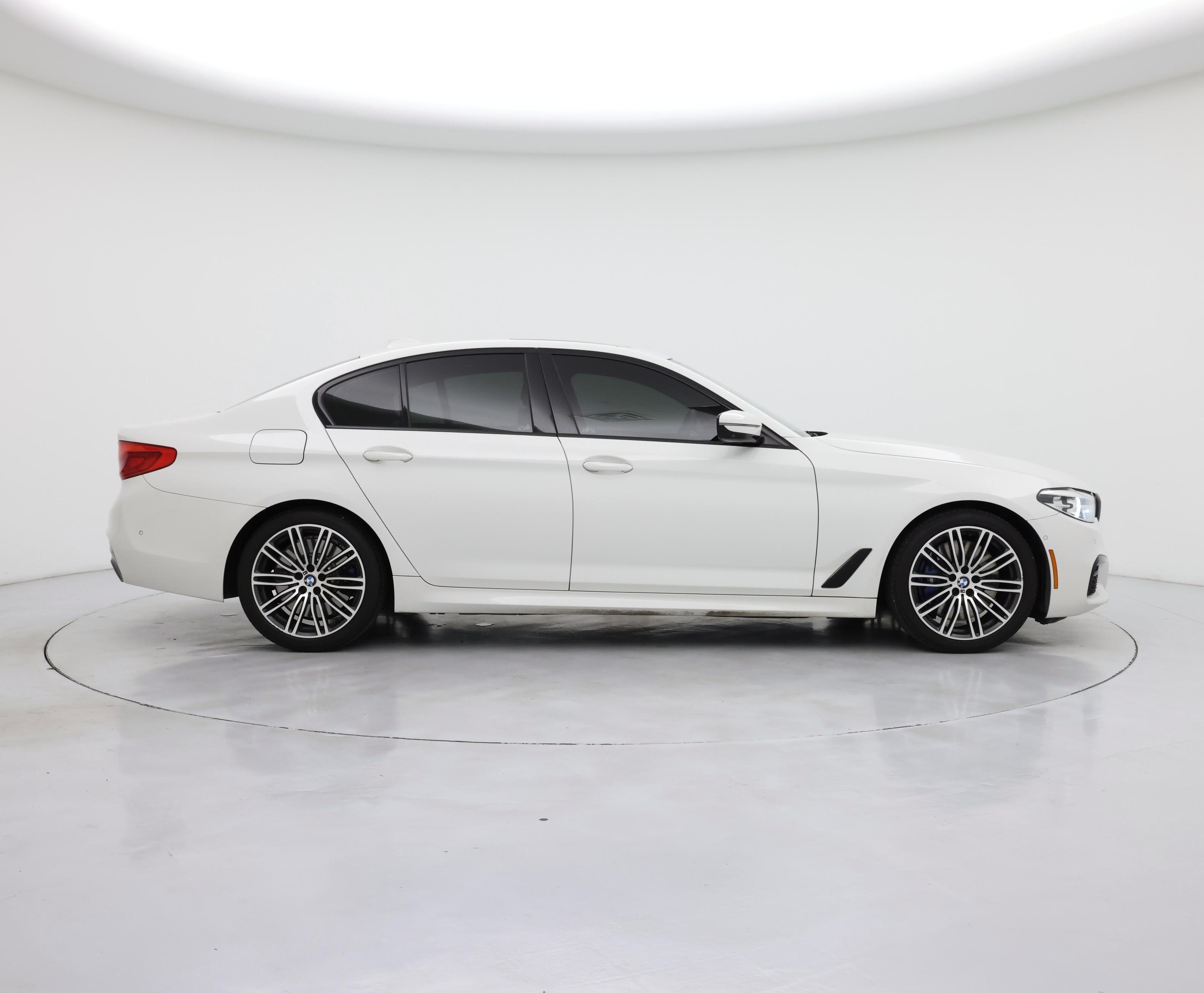 Thumbnail: 2020 BMW 5 Series - 7