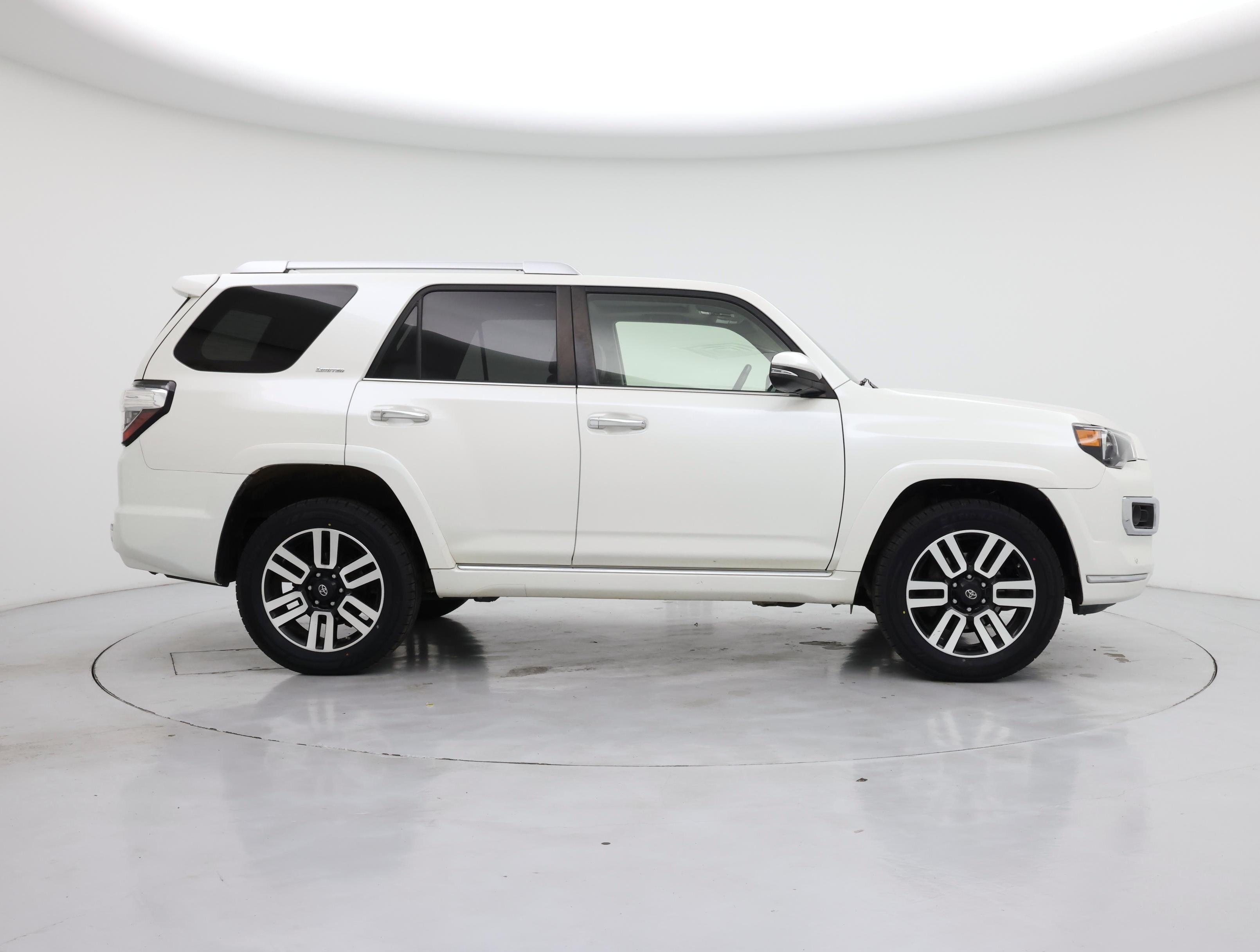 Thumbnail: 2014 Toyota 4Runner - 7