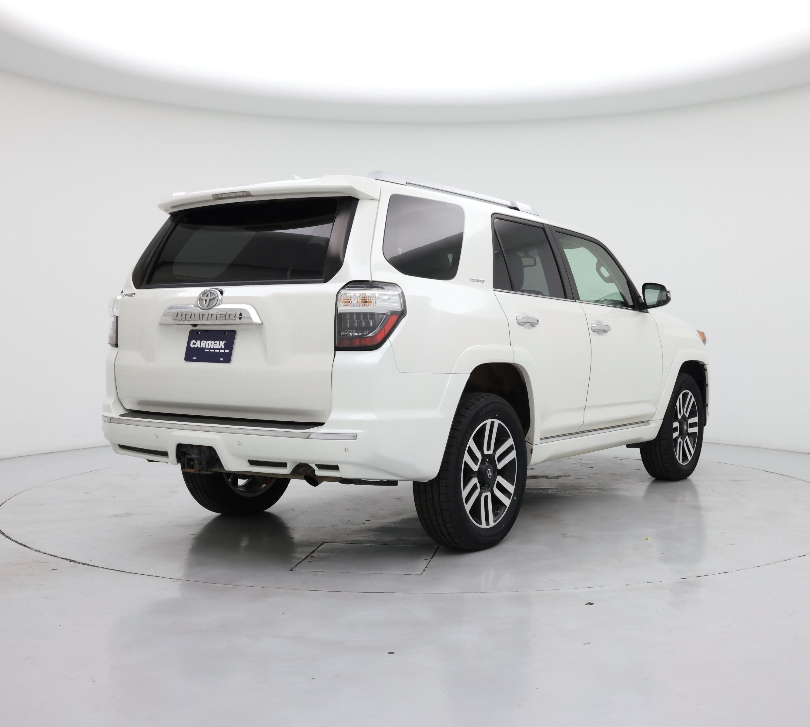 Thumbnail: 2014 Toyota 4Runner - 8