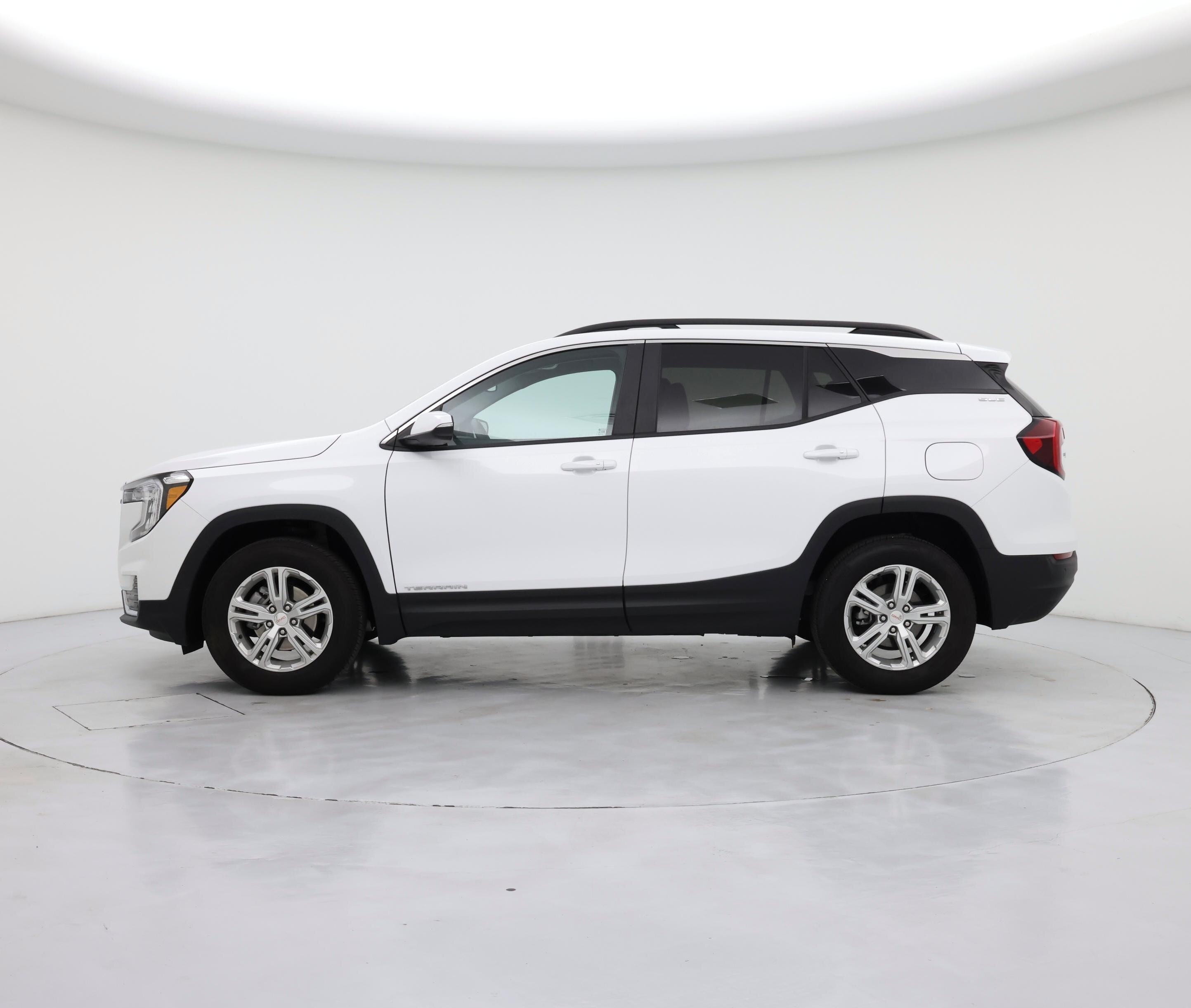 Thumbnail: 2024 GMC Terrain - 3