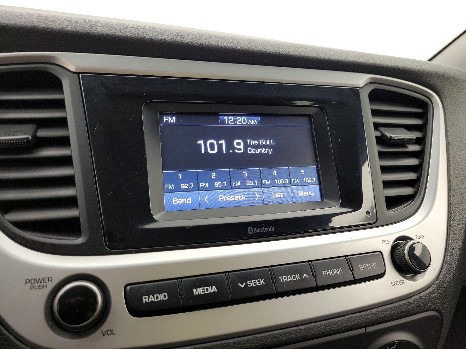 Thumbnail: 2019 Hyundai Accent - 15