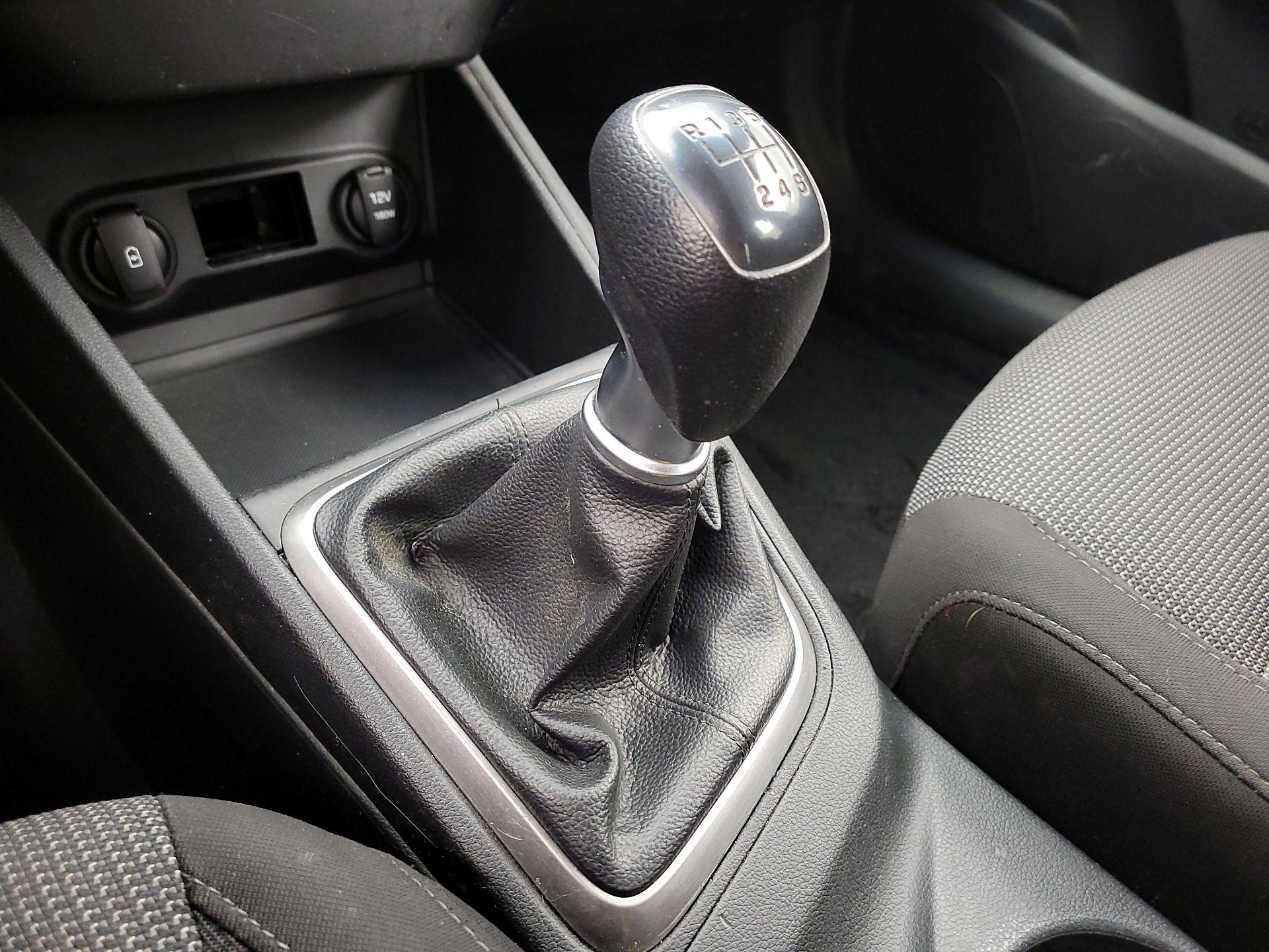 Thumbnail: 2019 Hyundai Accent - 17