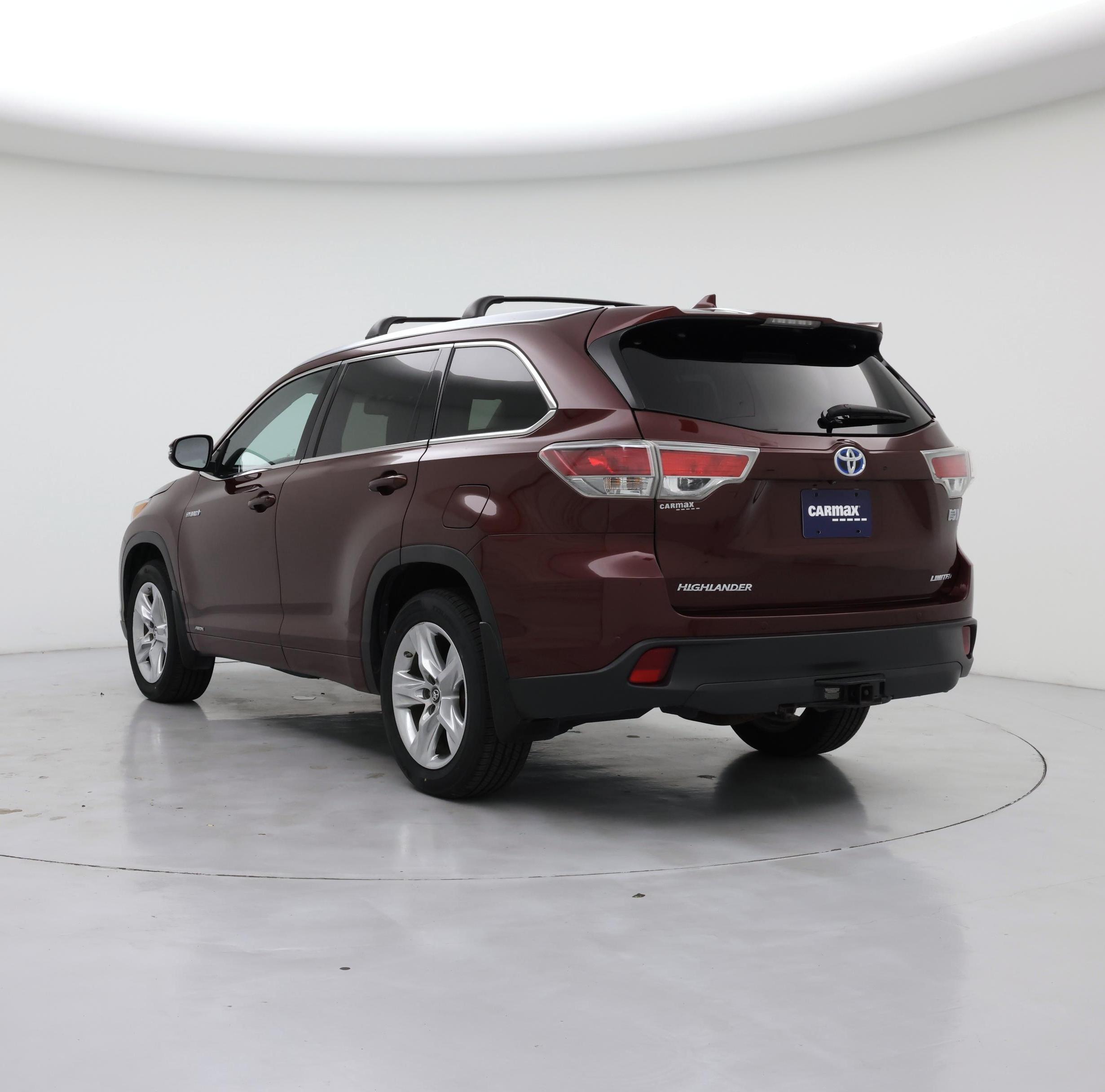 Thumbnail: 2016 Toyota Highlander - 2