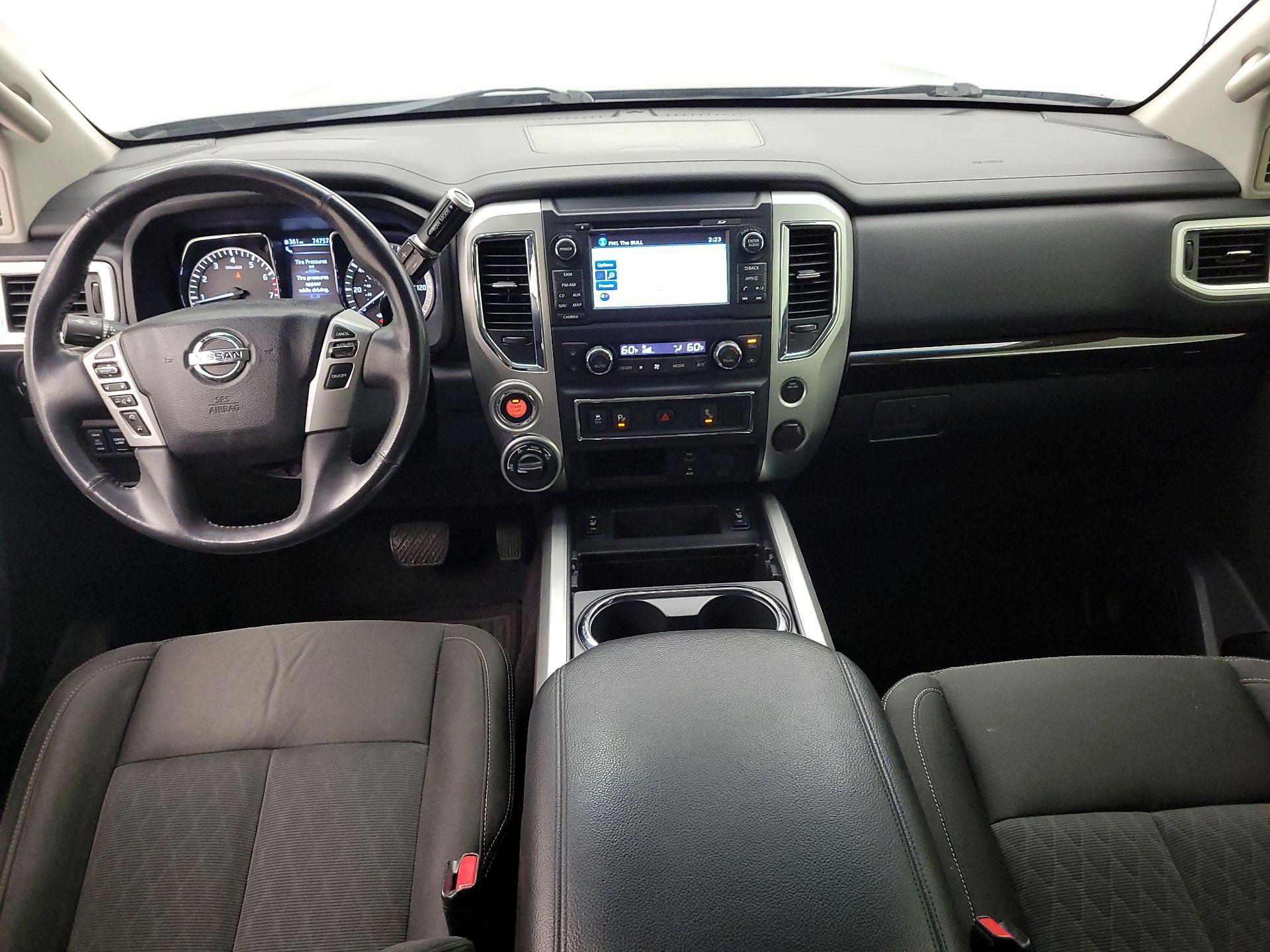Thumbnail: 2017 Nissan Titan - 9