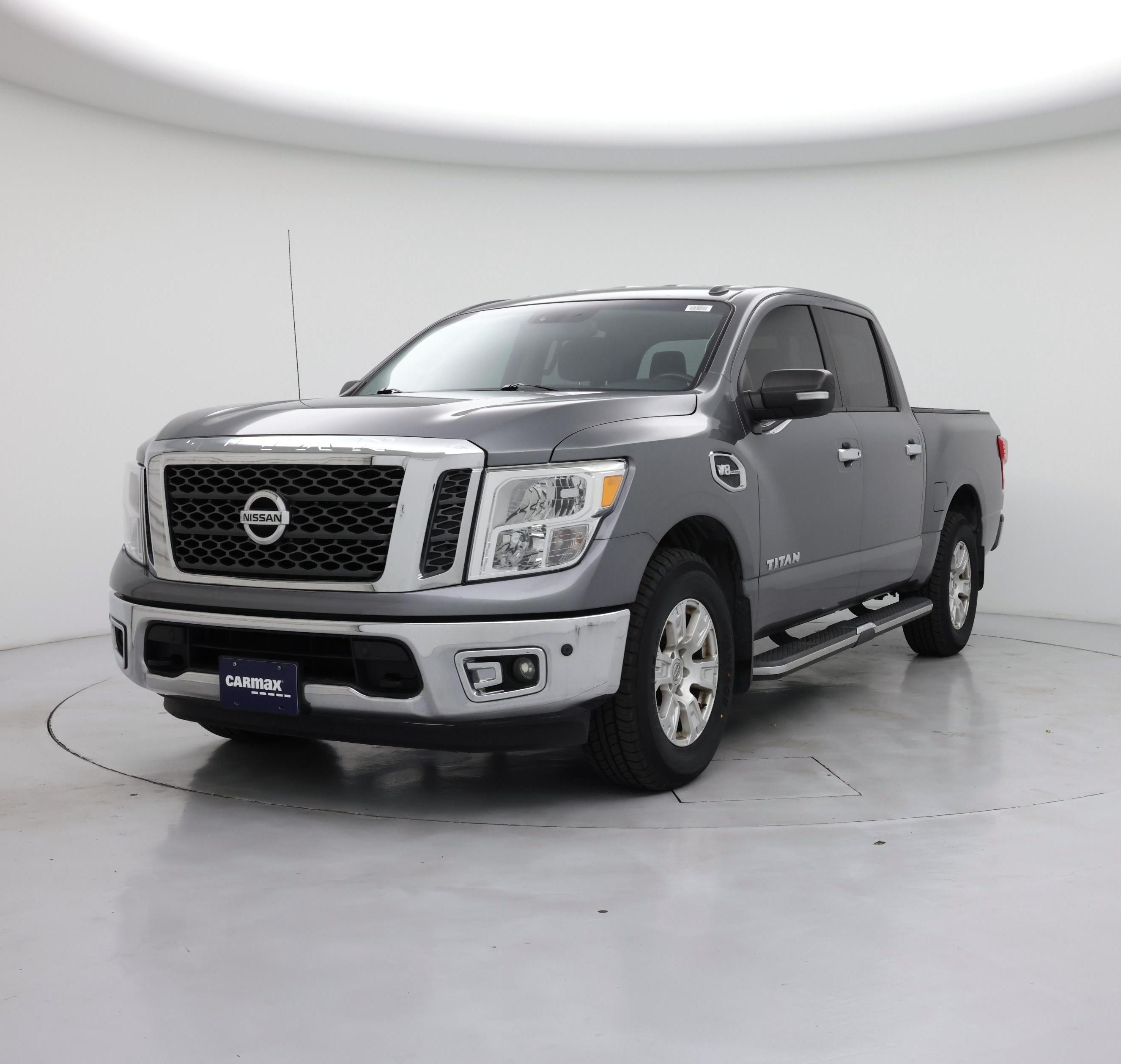 Thumbnail: 2017 Nissan Titan - 4