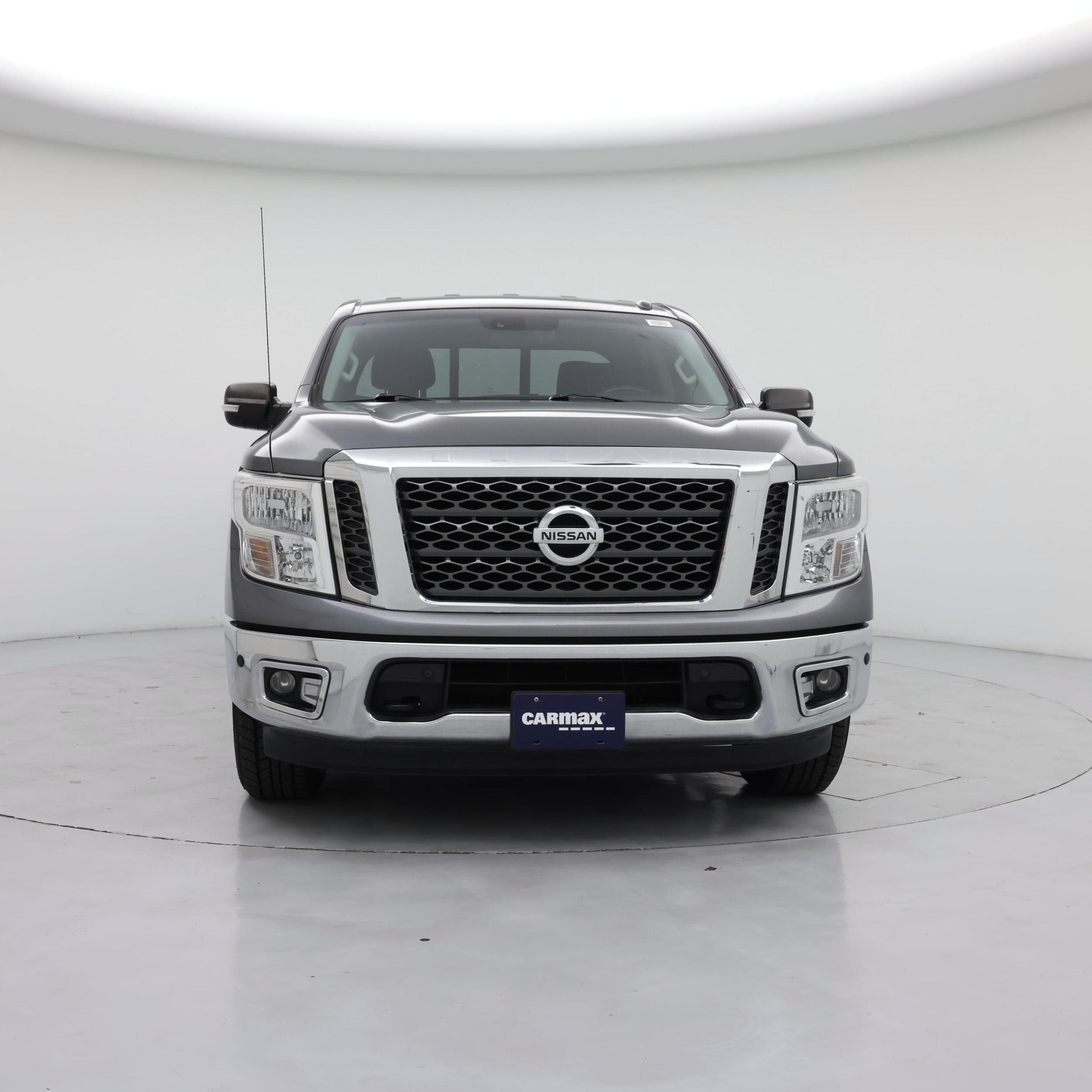 Thumbnail: 2017 Nissan Titan - 5