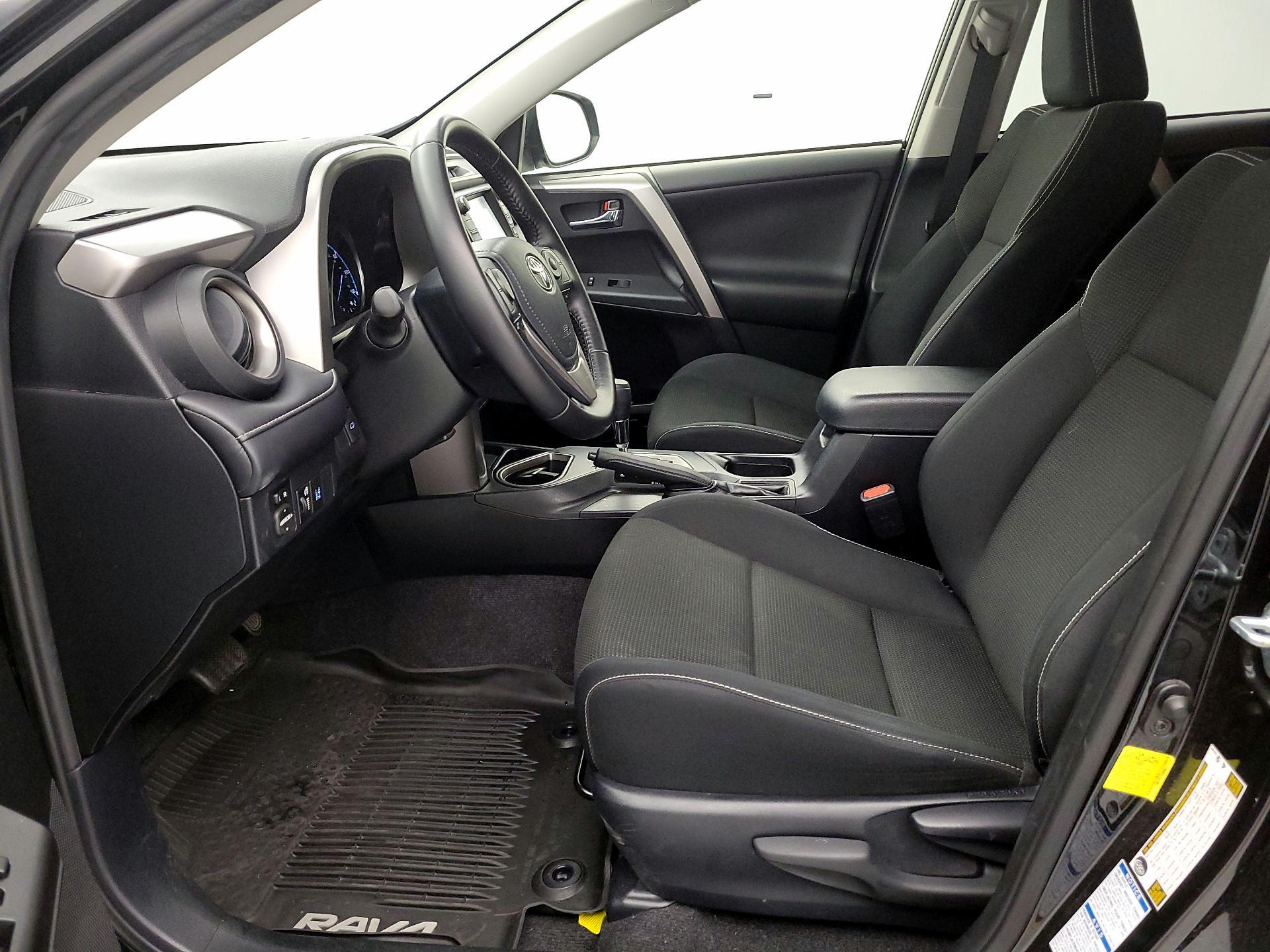 Thumbnail: 2017 Toyota RAV4 - 11