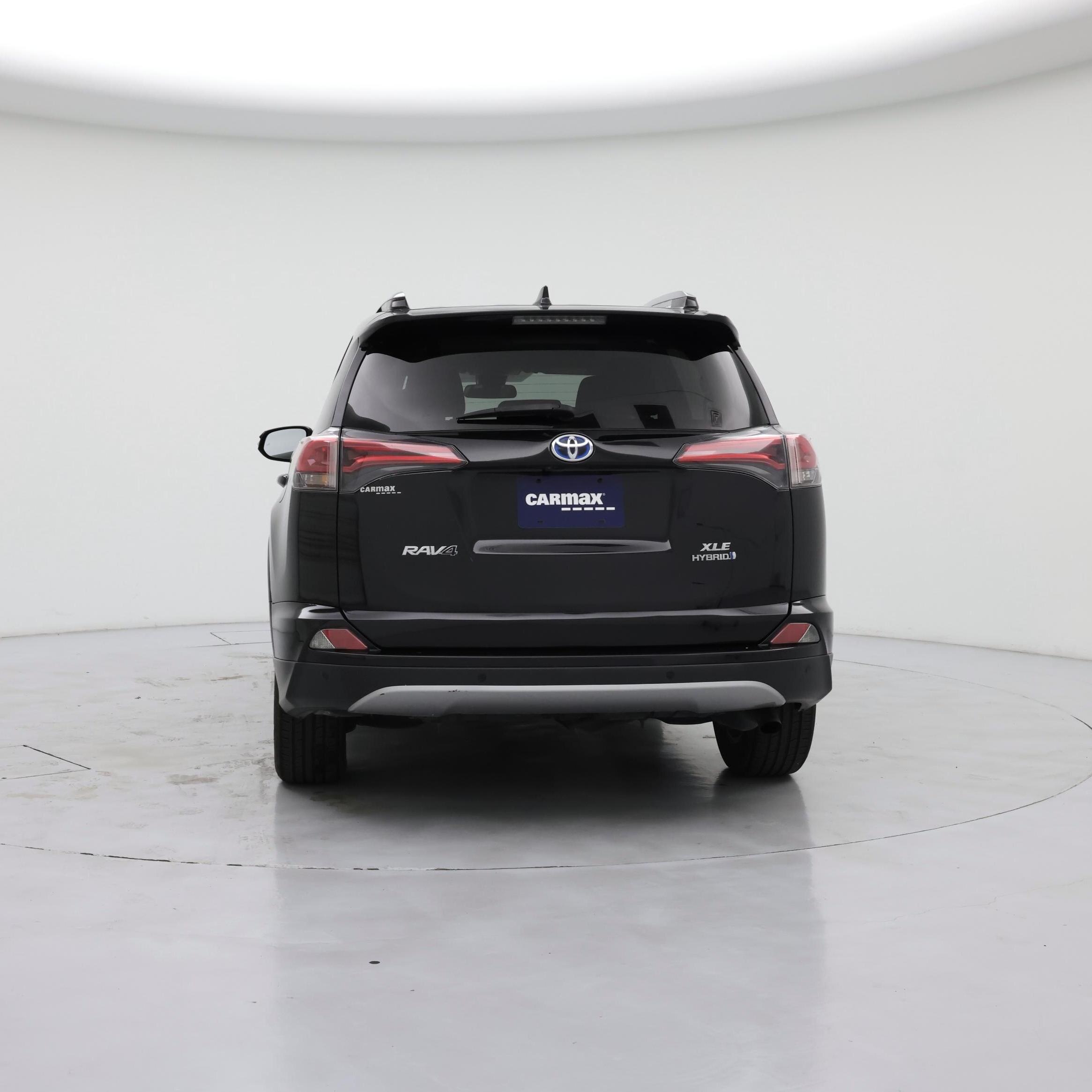 Thumbnail: 2017 Toyota RAV4 - 6
