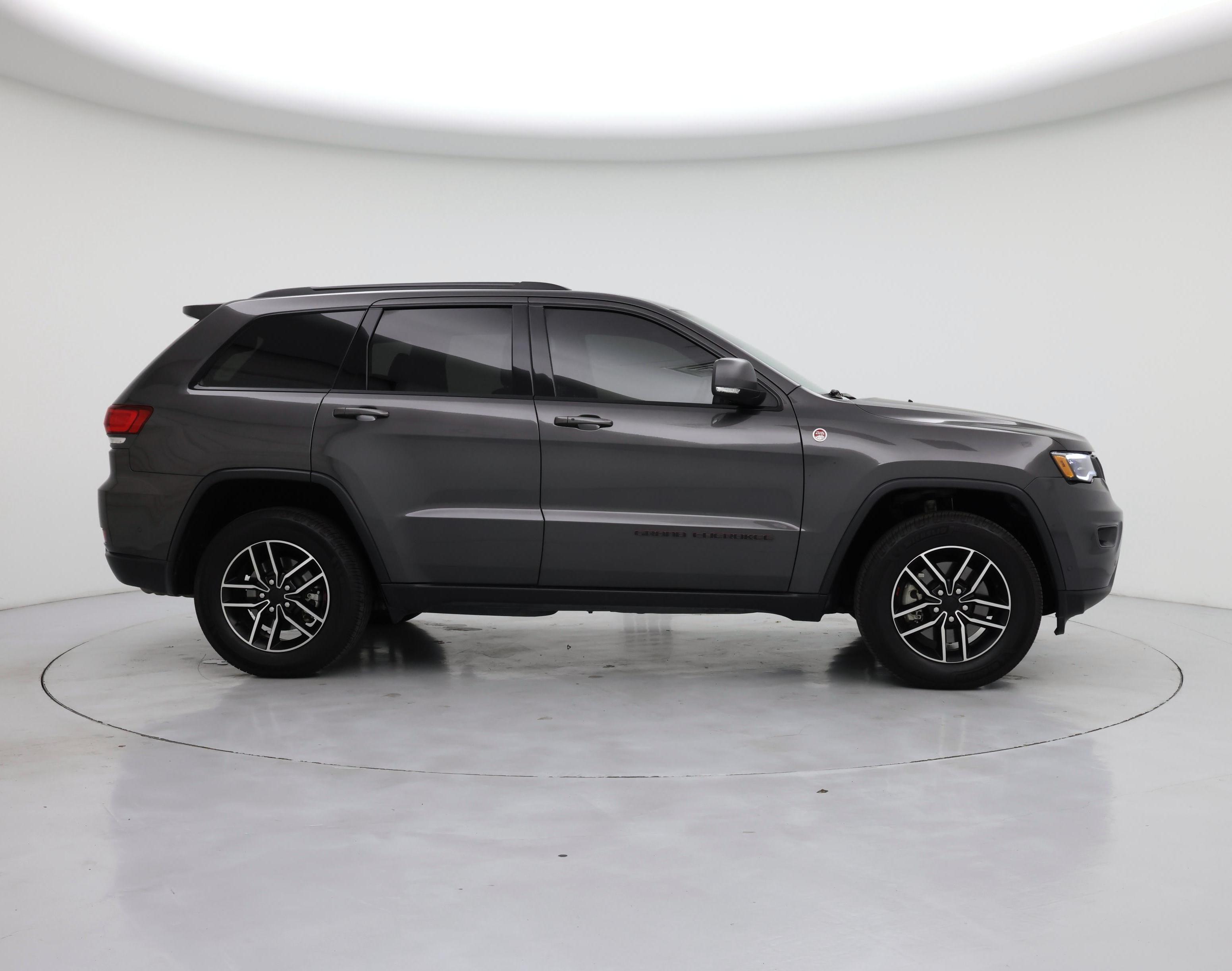 Thumbnail: 2021 Jeep Grand Cherokee - 7