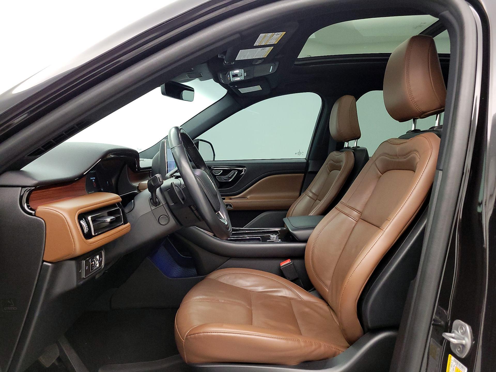 Thumbnail: 2023 Lincoln Aviator - 11