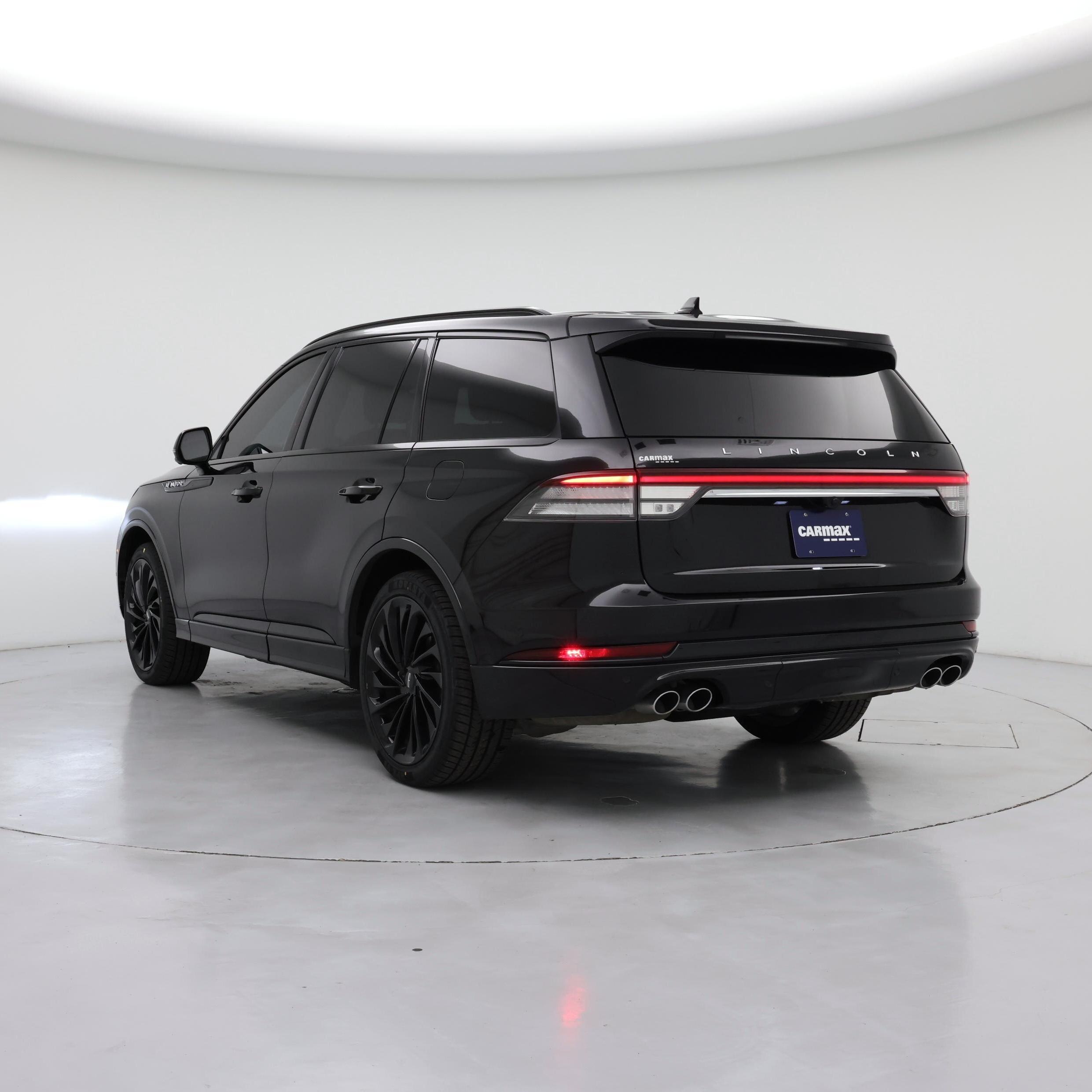 Thumbnail: 2023 Lincoln Aviator - 2