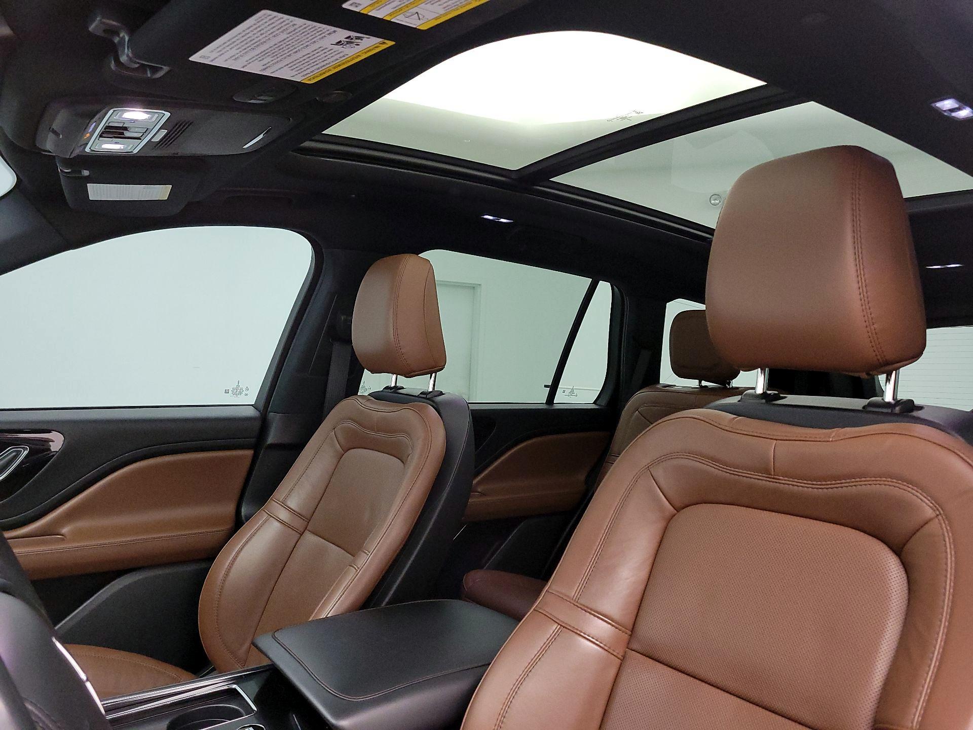 Thumbnail: 2023 Lincoln Aviator - 20