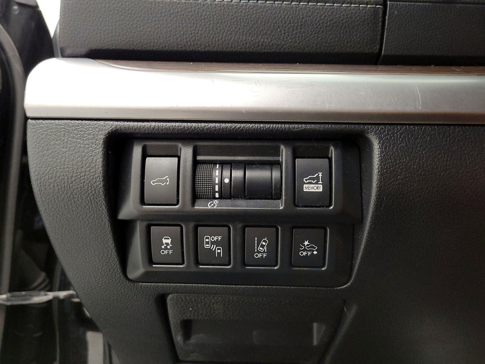 Thumbnail: 2018 Subaru Outback - 13