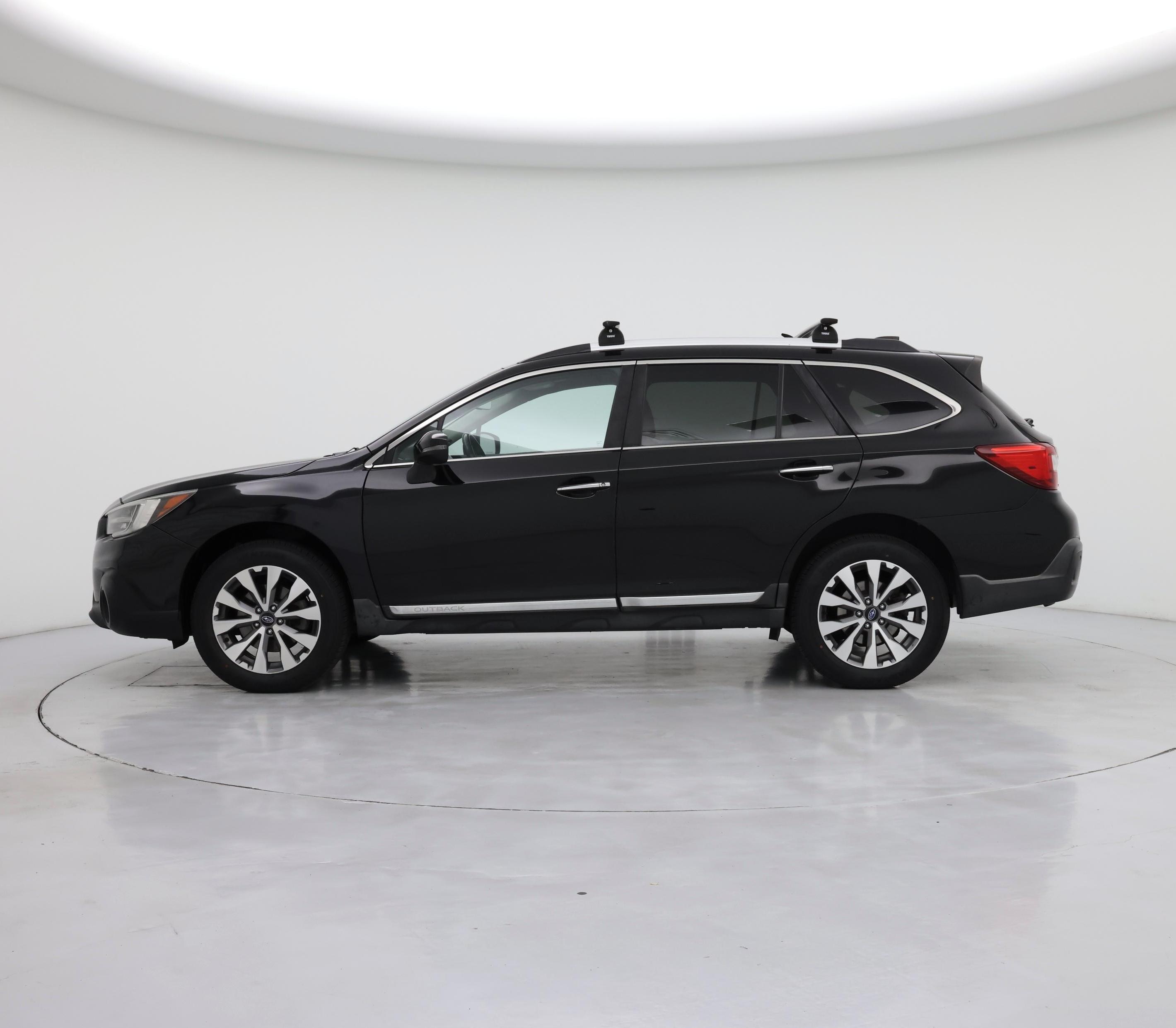 Thumbnail: 2018 Subaru Outback - 3