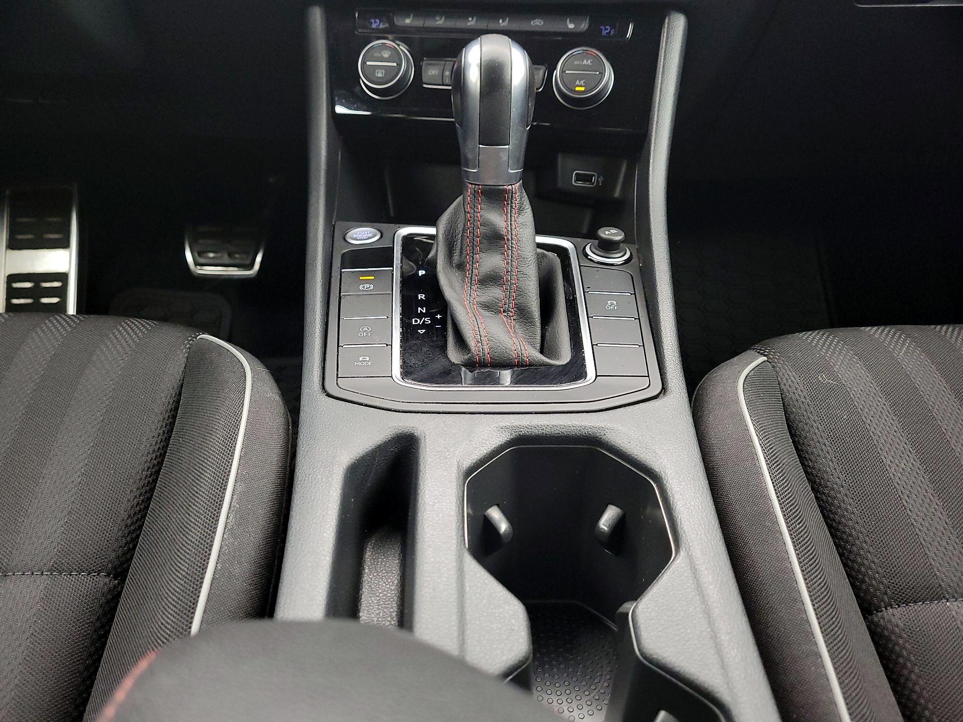 Thumbnail: 2019 Volkswagen Jetta - 17