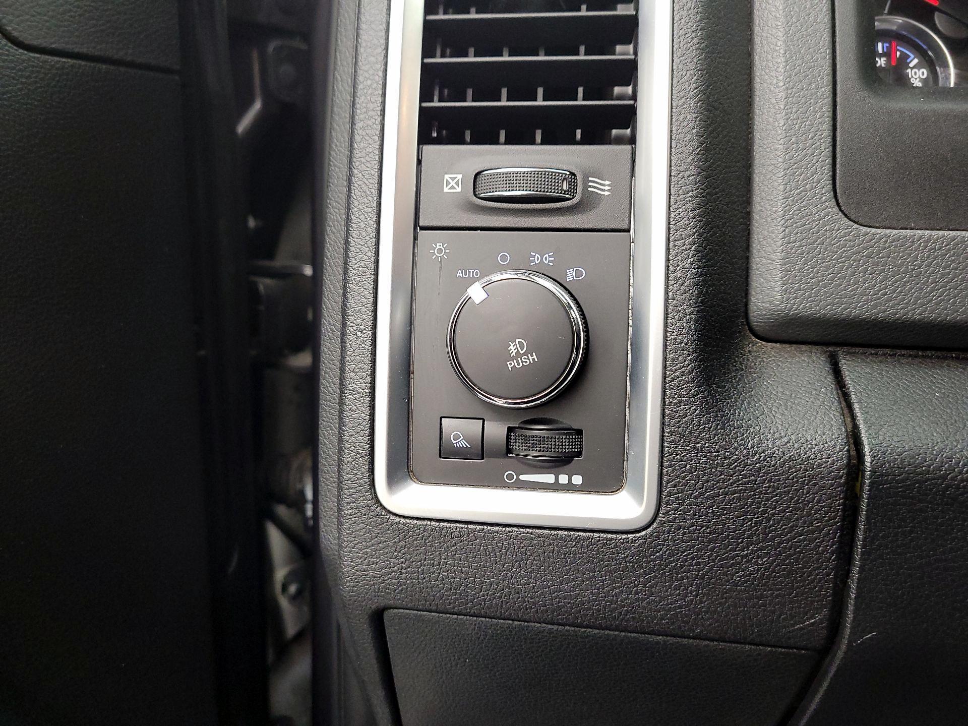 Thumbnail: 2016 RAM 1500 - 13