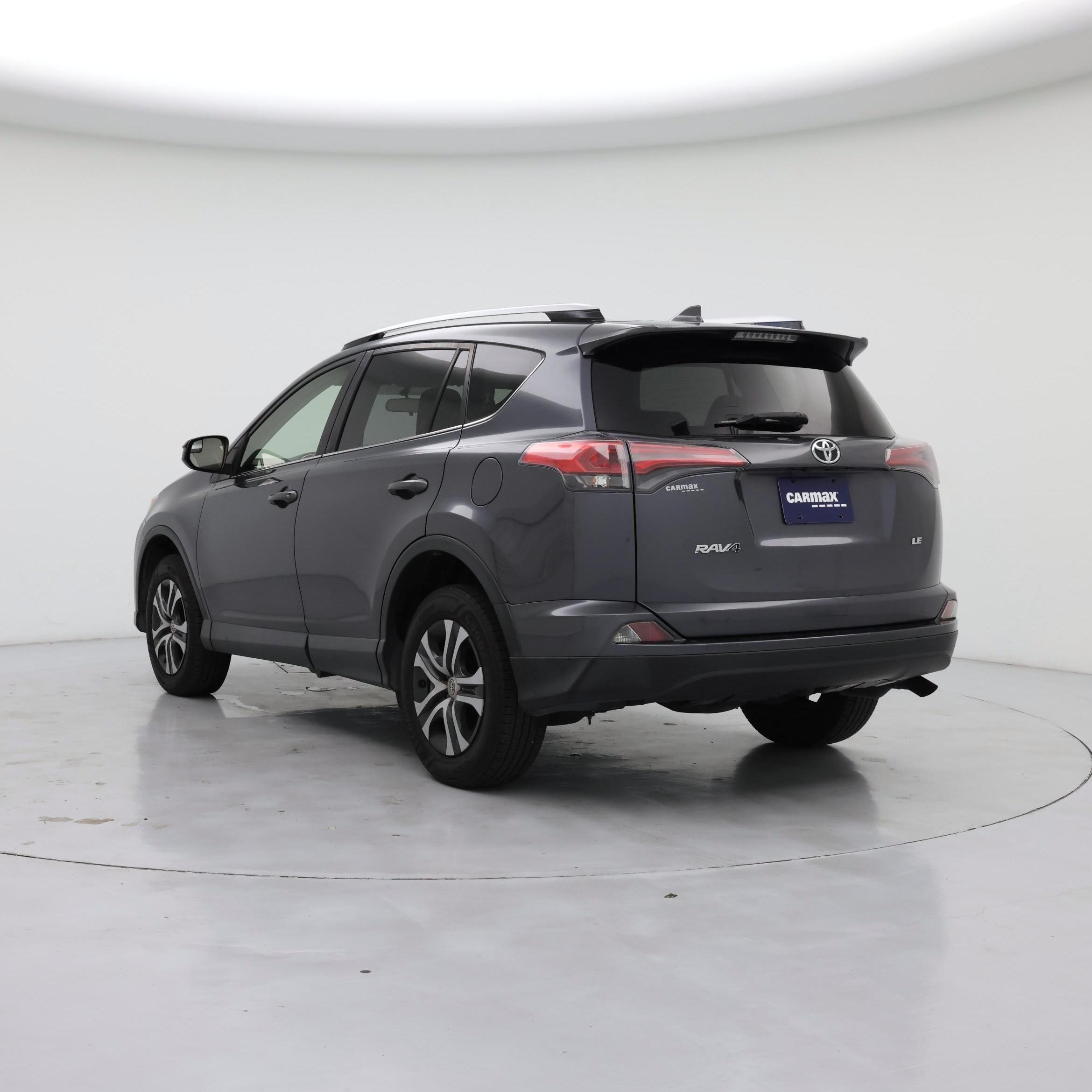 Thumbnail: 2016 Toyota RAV4 - 2