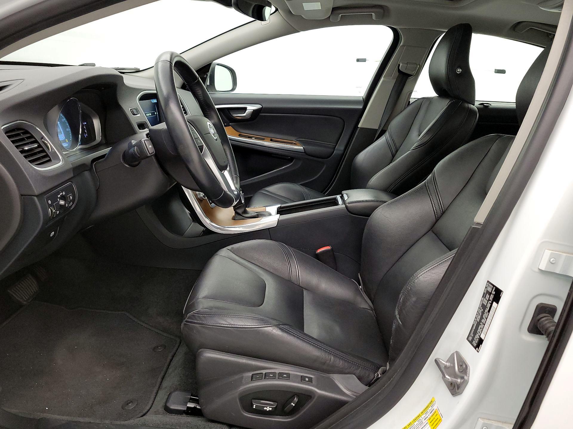 Thumbnail: 2016 Volvo S60 - 11