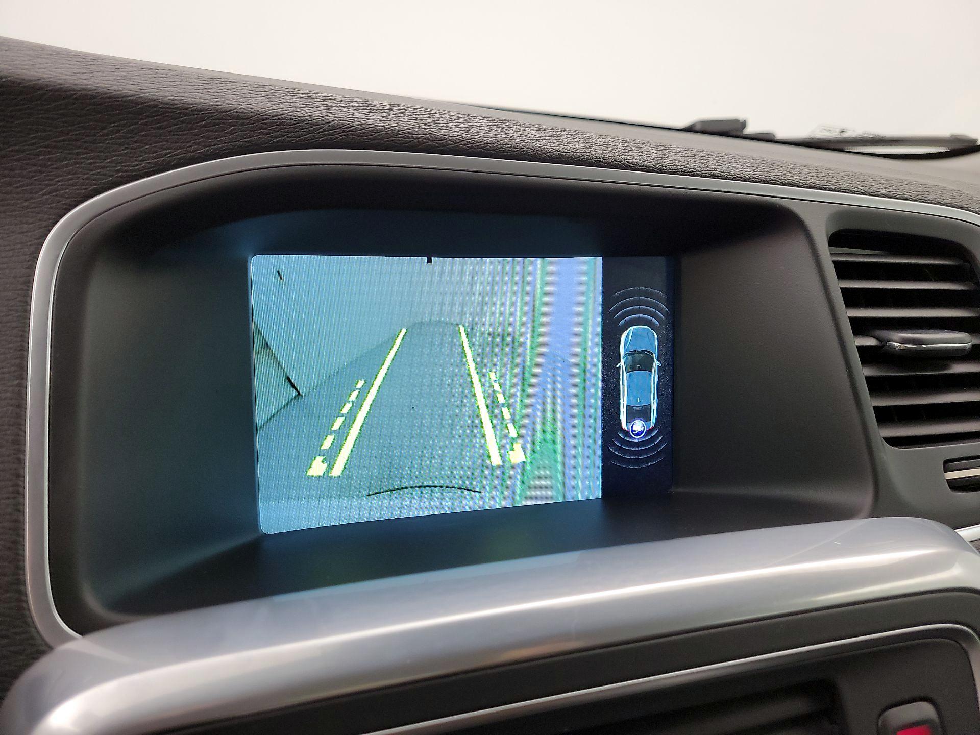 Thumbnail: 2016 Volvo S60 - 14
