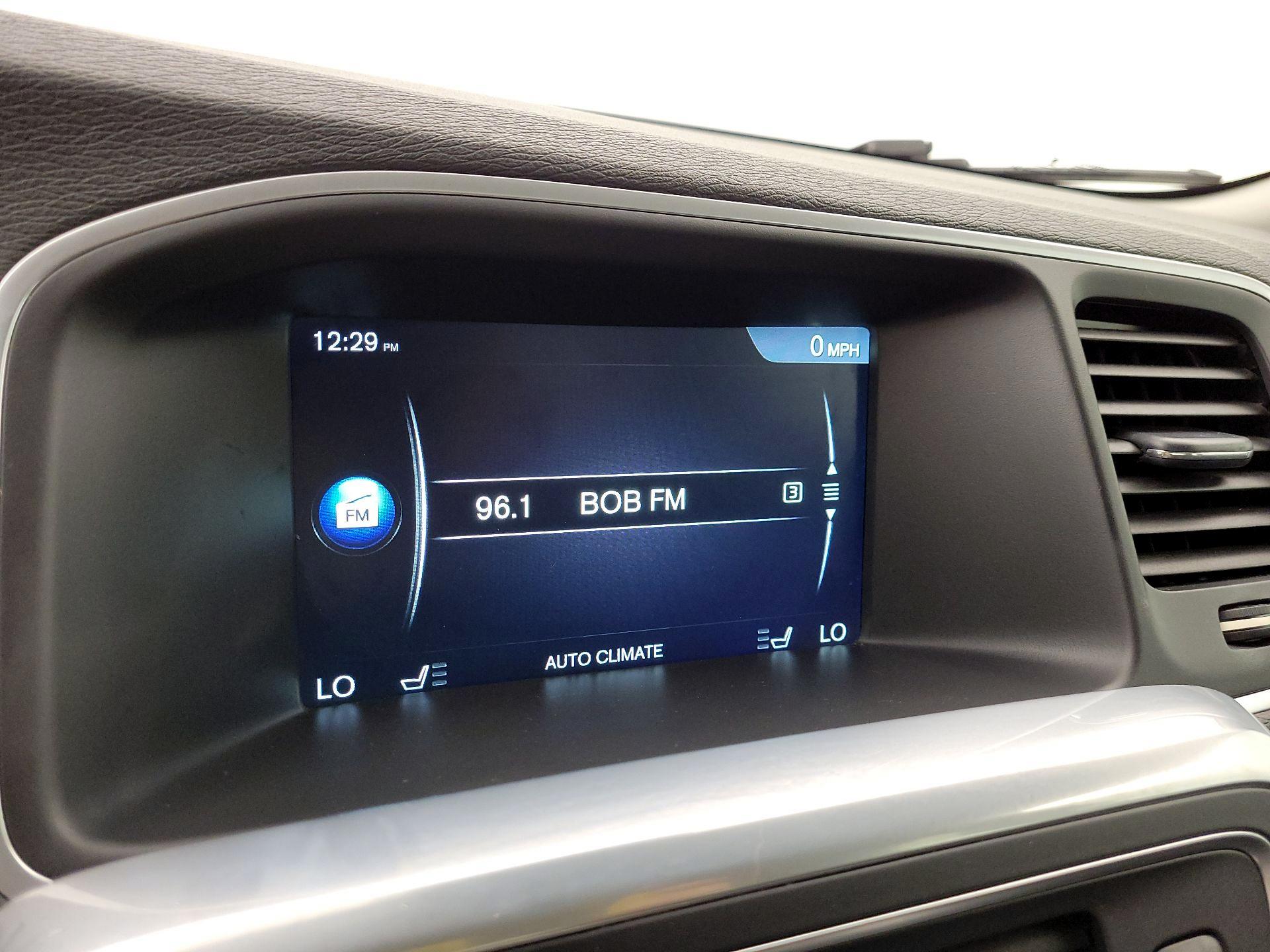 Thumbnail: 2016 Volvo S60 - 15