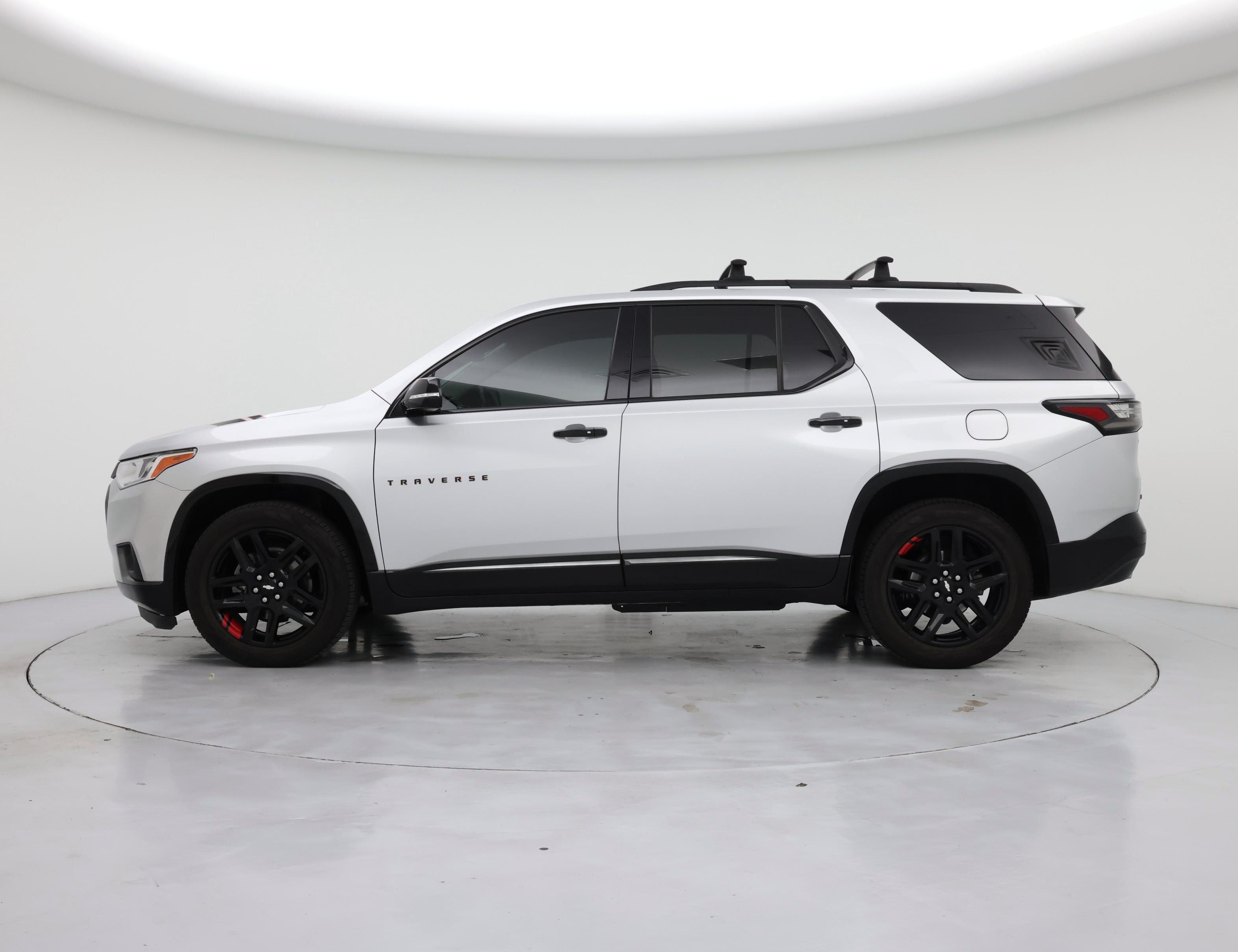 Thumbnail: 2018 Chevrolet Traverse - 3