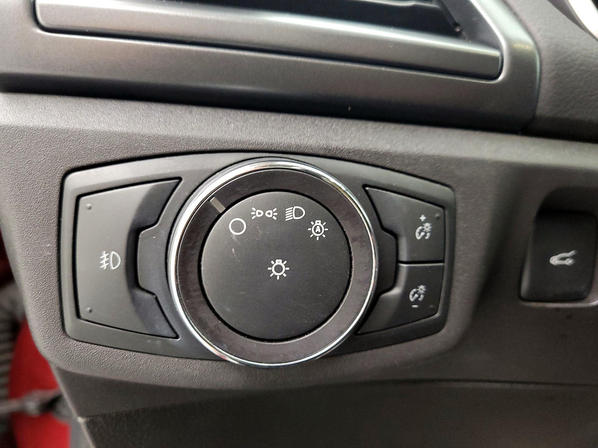 Thumbnail: 2014 Ford Fusion - 13