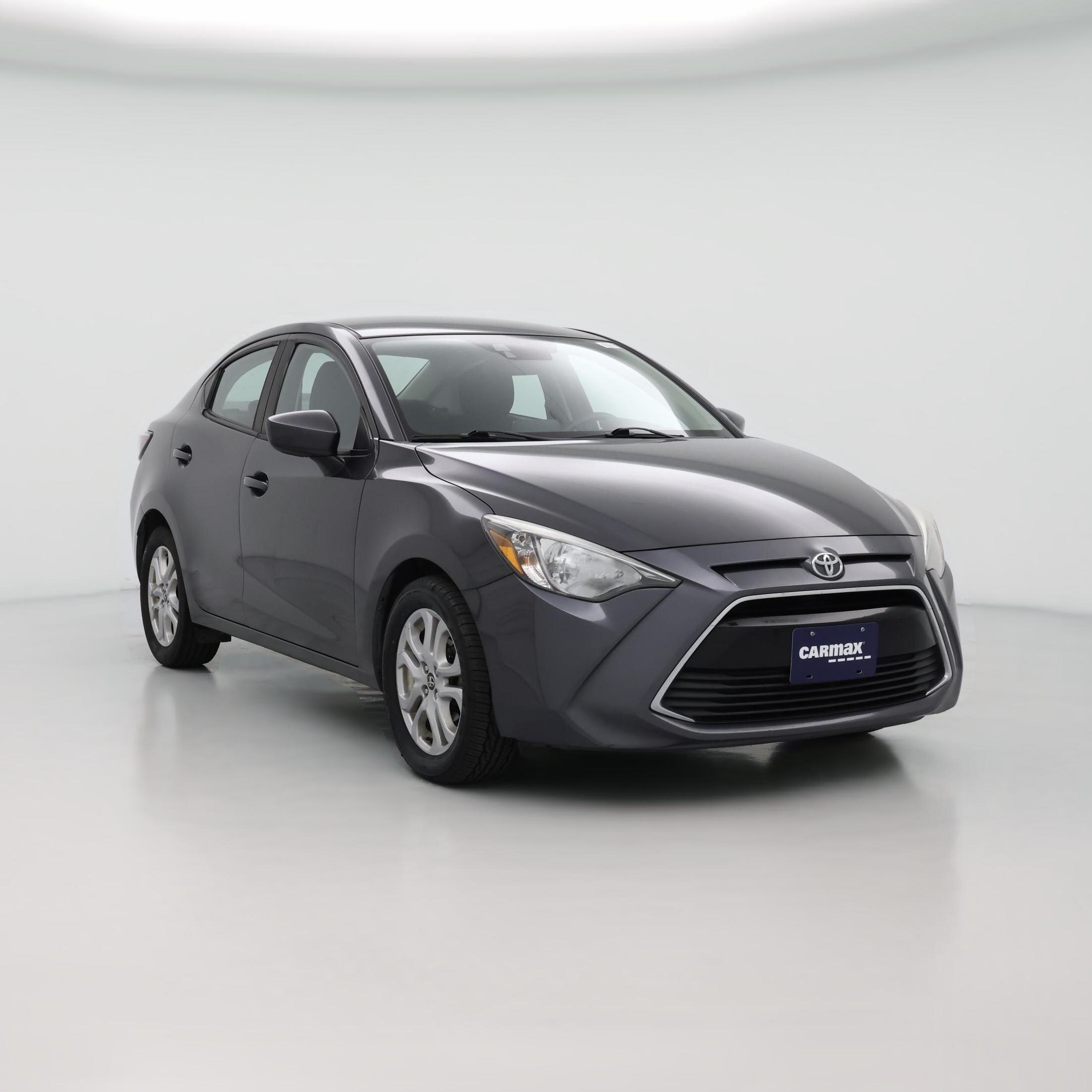 Thumbnail: 2018 Toyota Yaris iA - 1