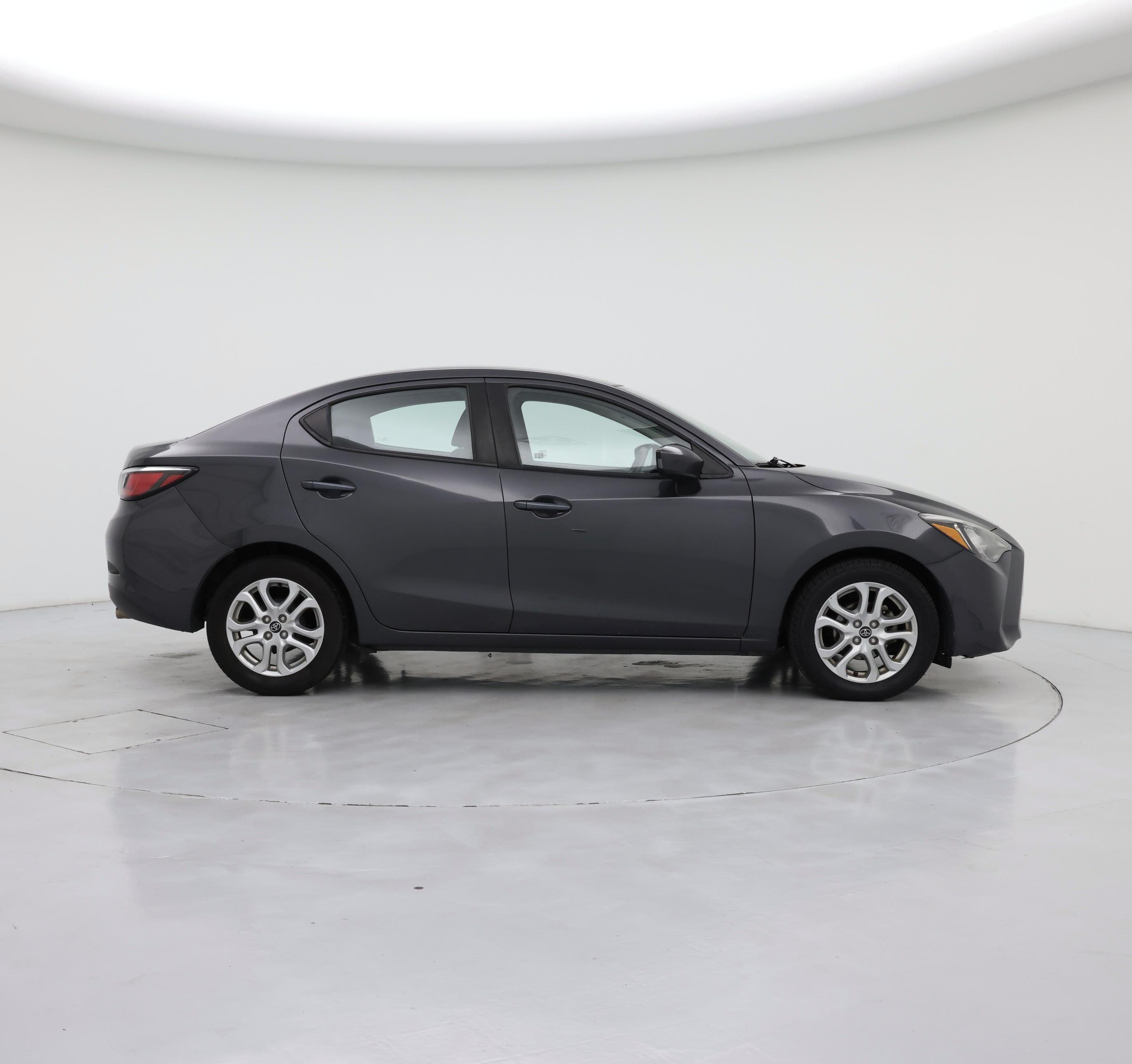 Thumbnail: 2018 Toyota Yaris iA - 7