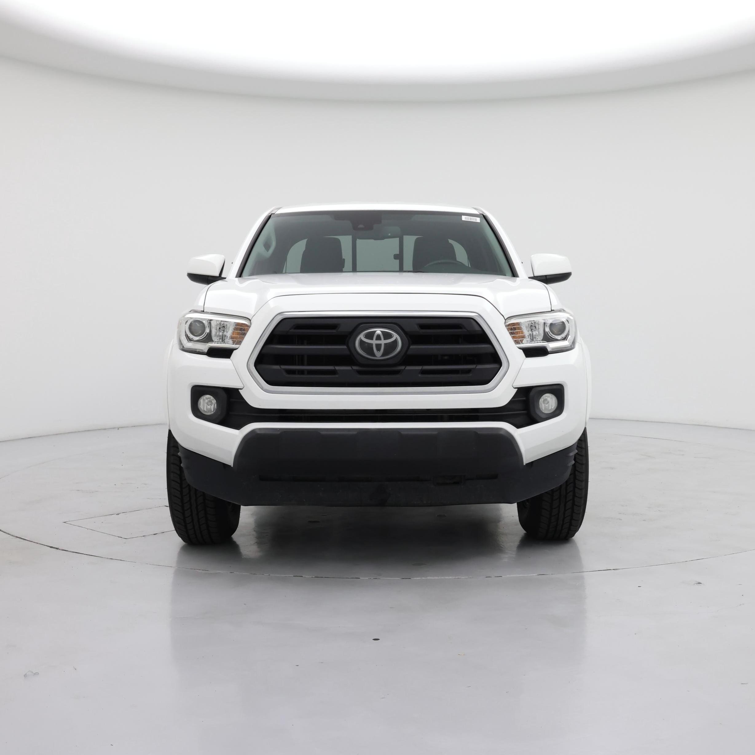 Thumbnail: 2018 Toyota Tacoma - 5