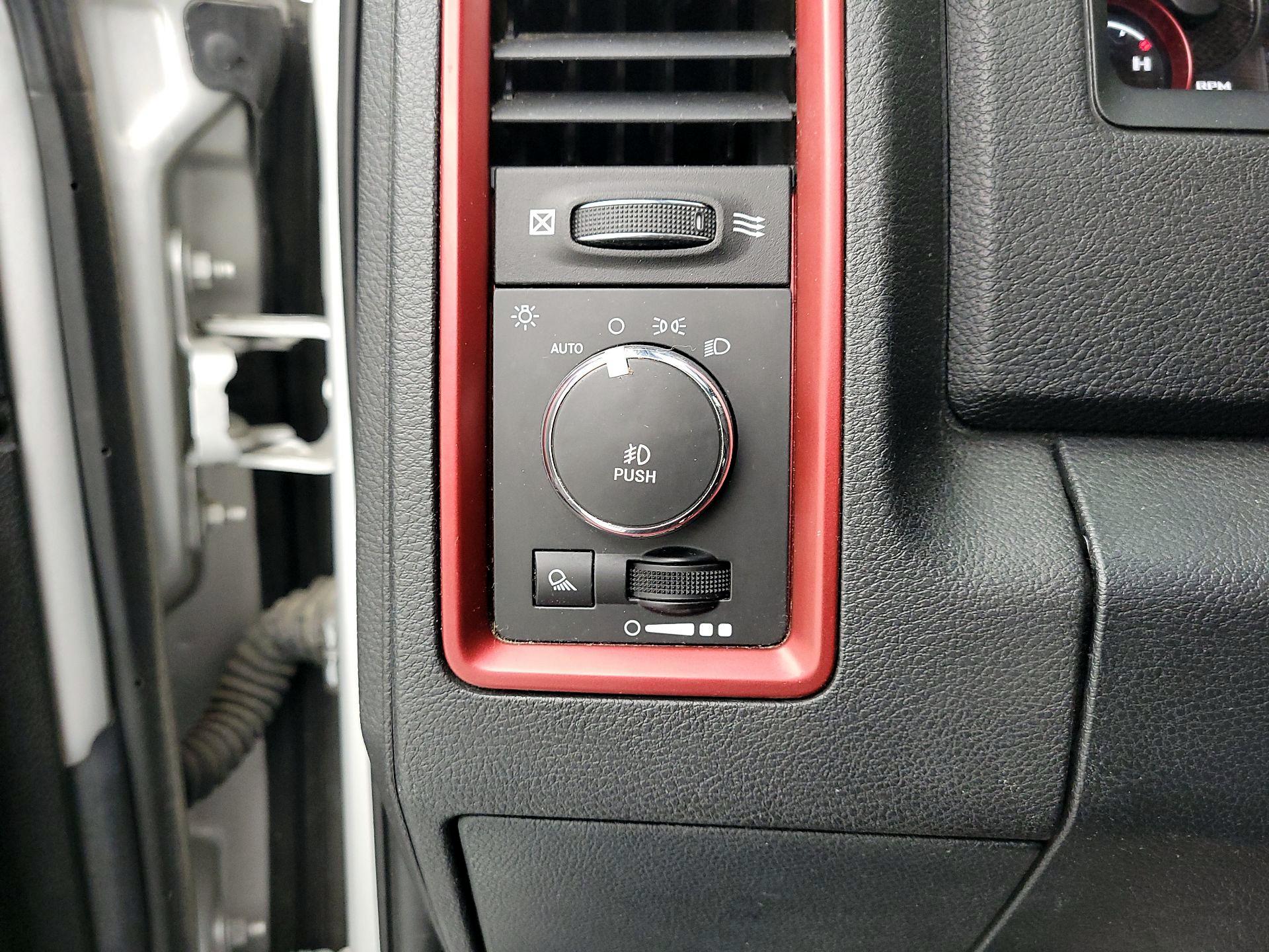 Thumbnail: 2016 RAM 1500 - 13