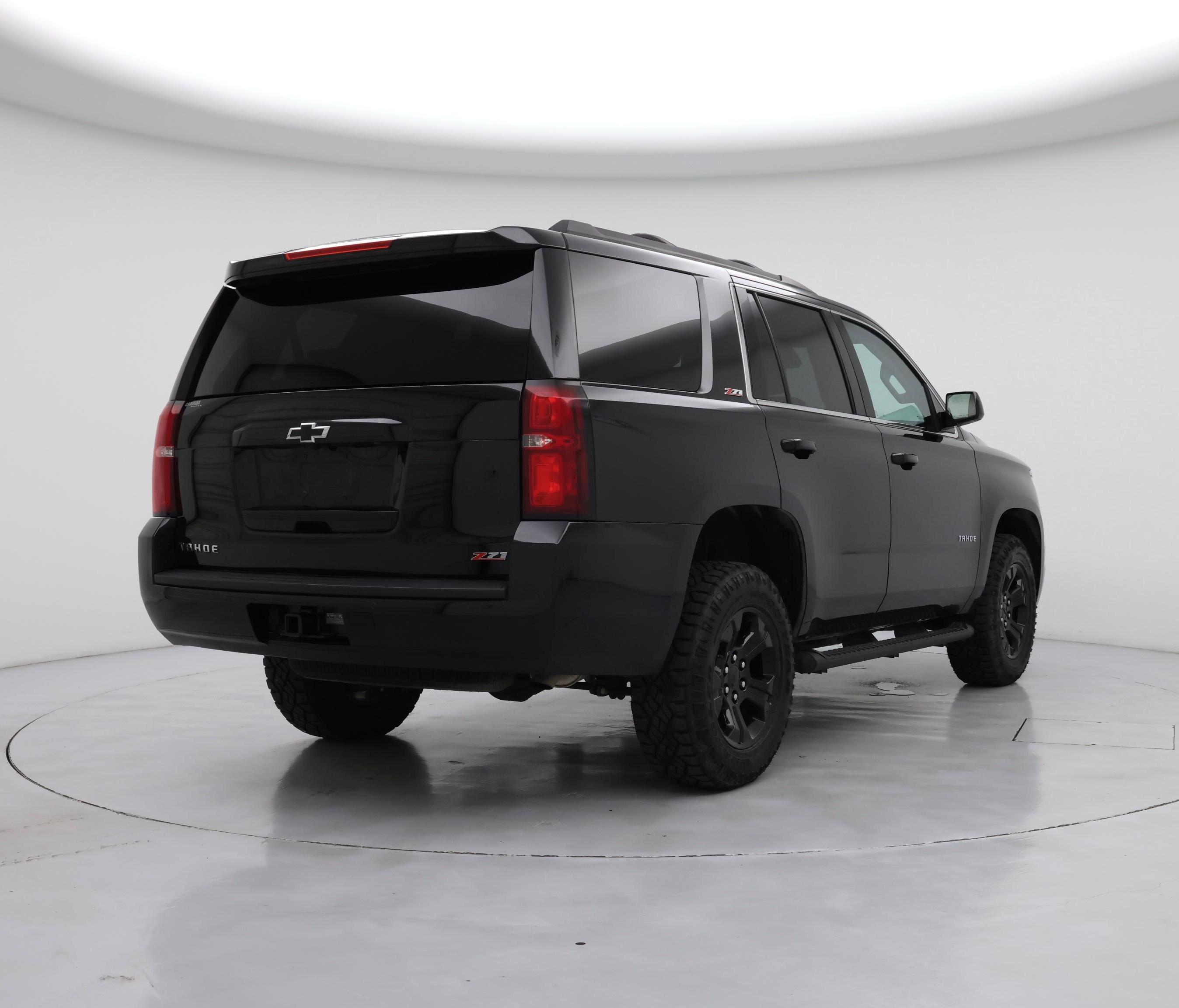 Thumbnail: 2020 Chevrolet Tahoe - 8
