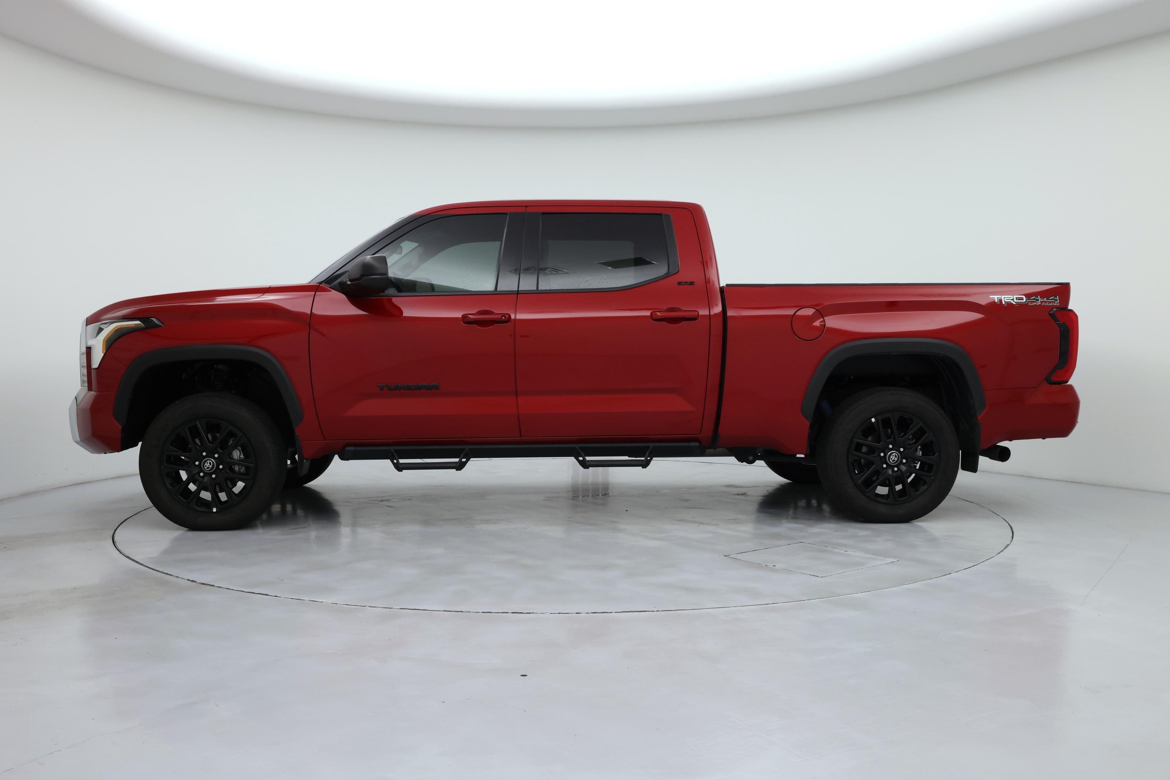Thumbnail: 2022 Toyota Tundra - 3
