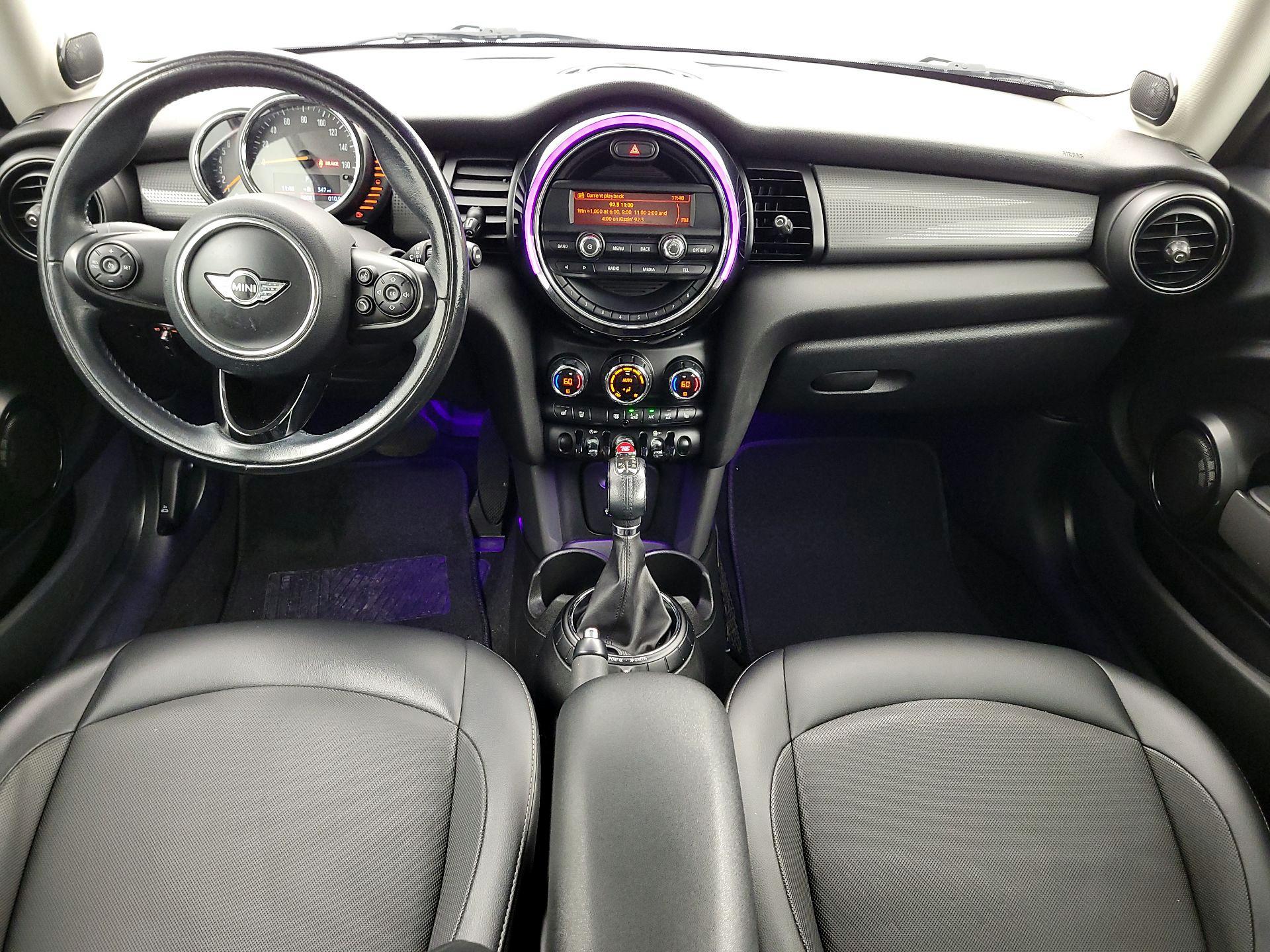 Thumbnail: 2016 MINI Cooper Hardtop - 9